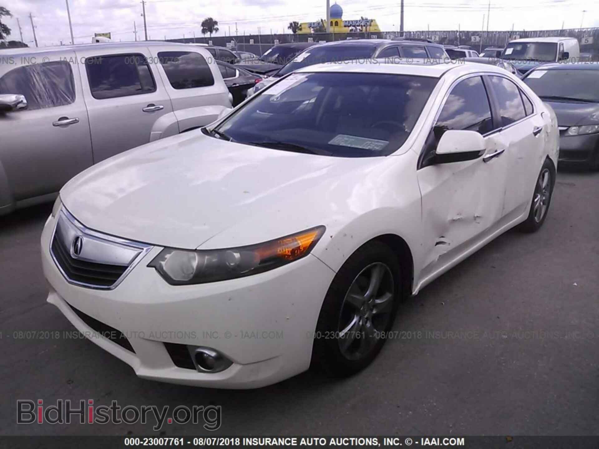 2011 Acura Tsx - VIN: JH4CU2F6XBC009832 - Фото 2