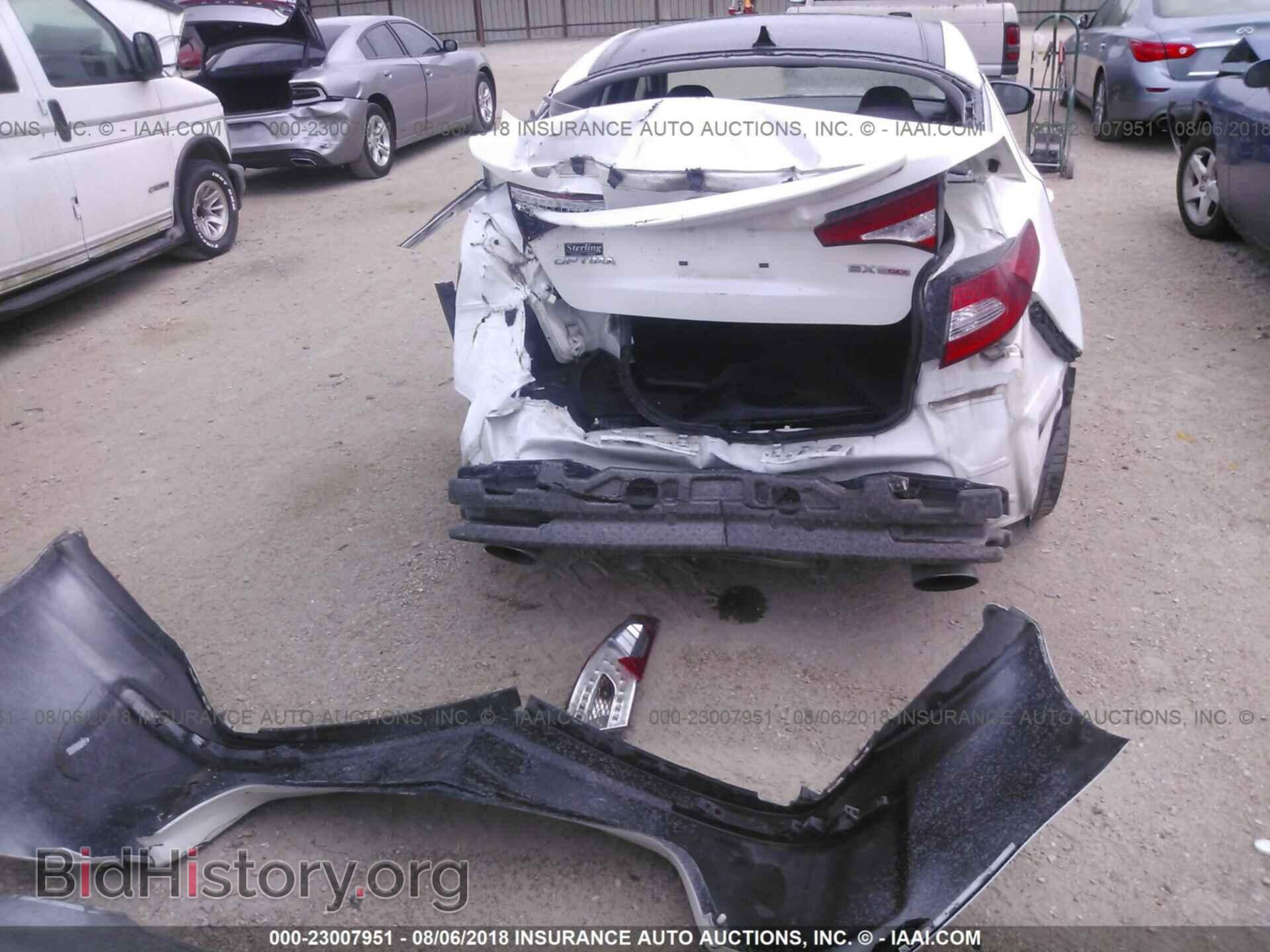 2011 Kia Optima - VIN: KNAGR4A67B5129533 - Фото 6