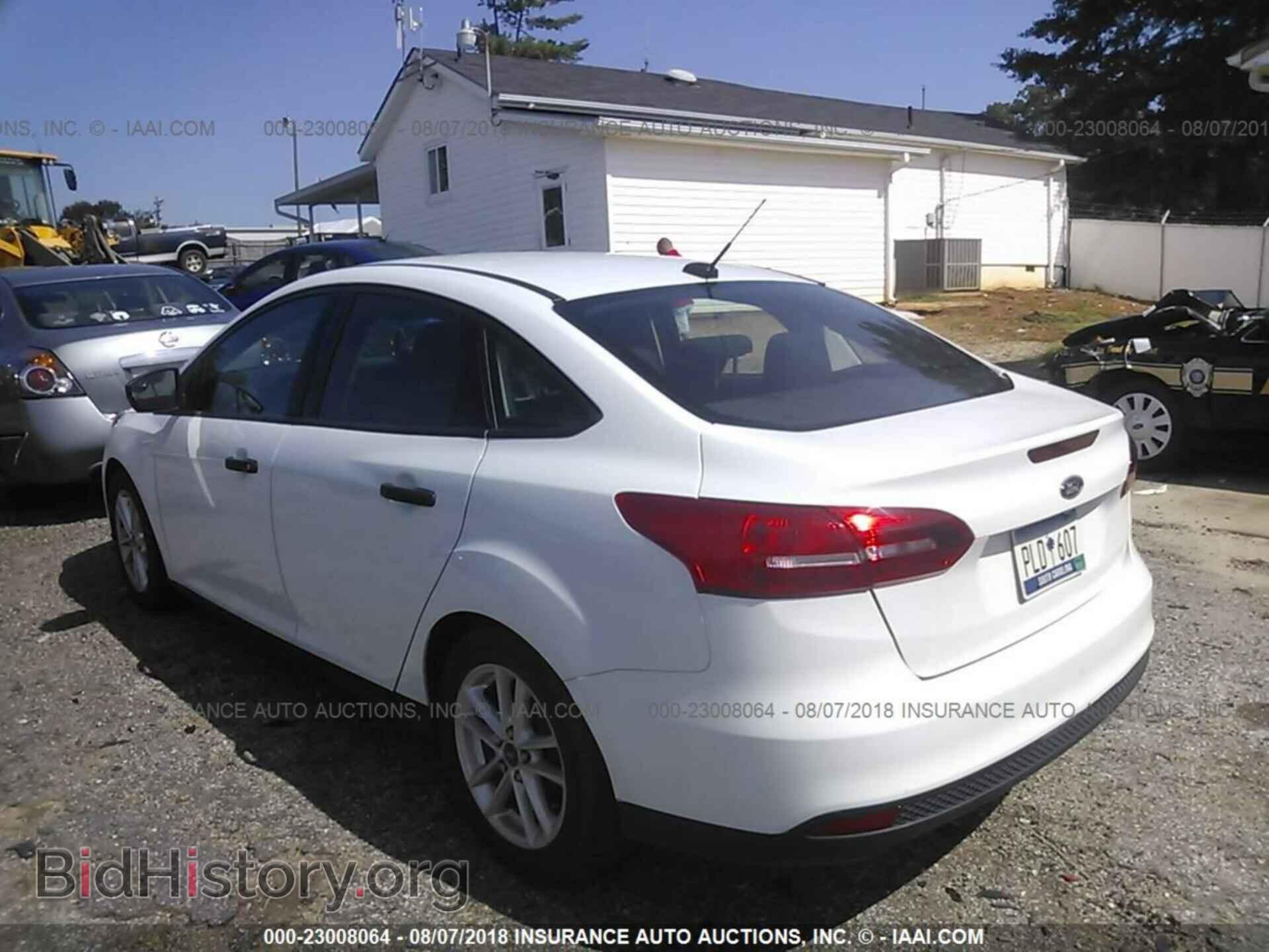 2016 Ford Focus - VIN: 1FADP3E29GL298278 - Фото 3