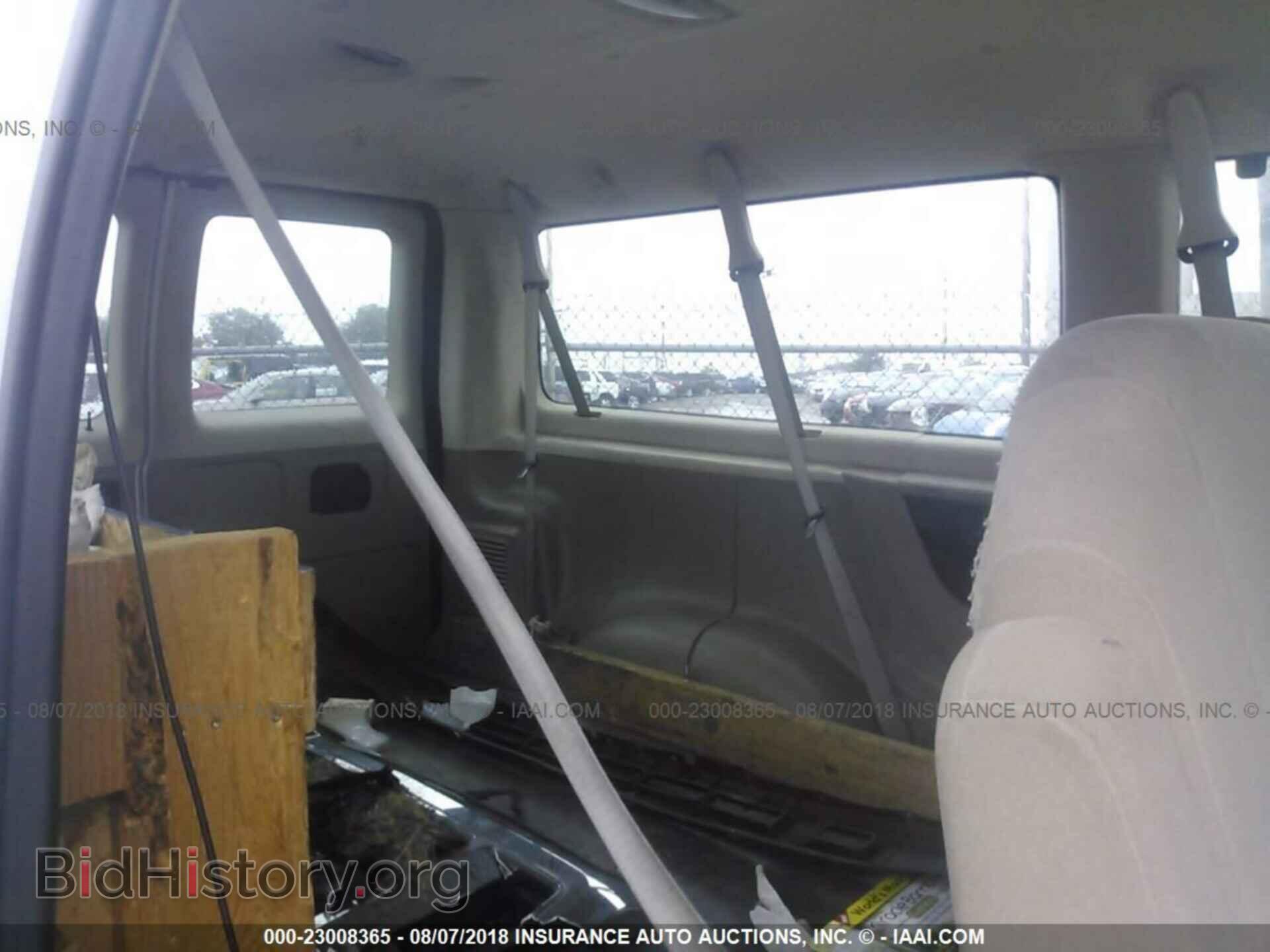 2012 Ford Econoline - VIN: 1FBNE3BL0CDA21058 - Фото 8
