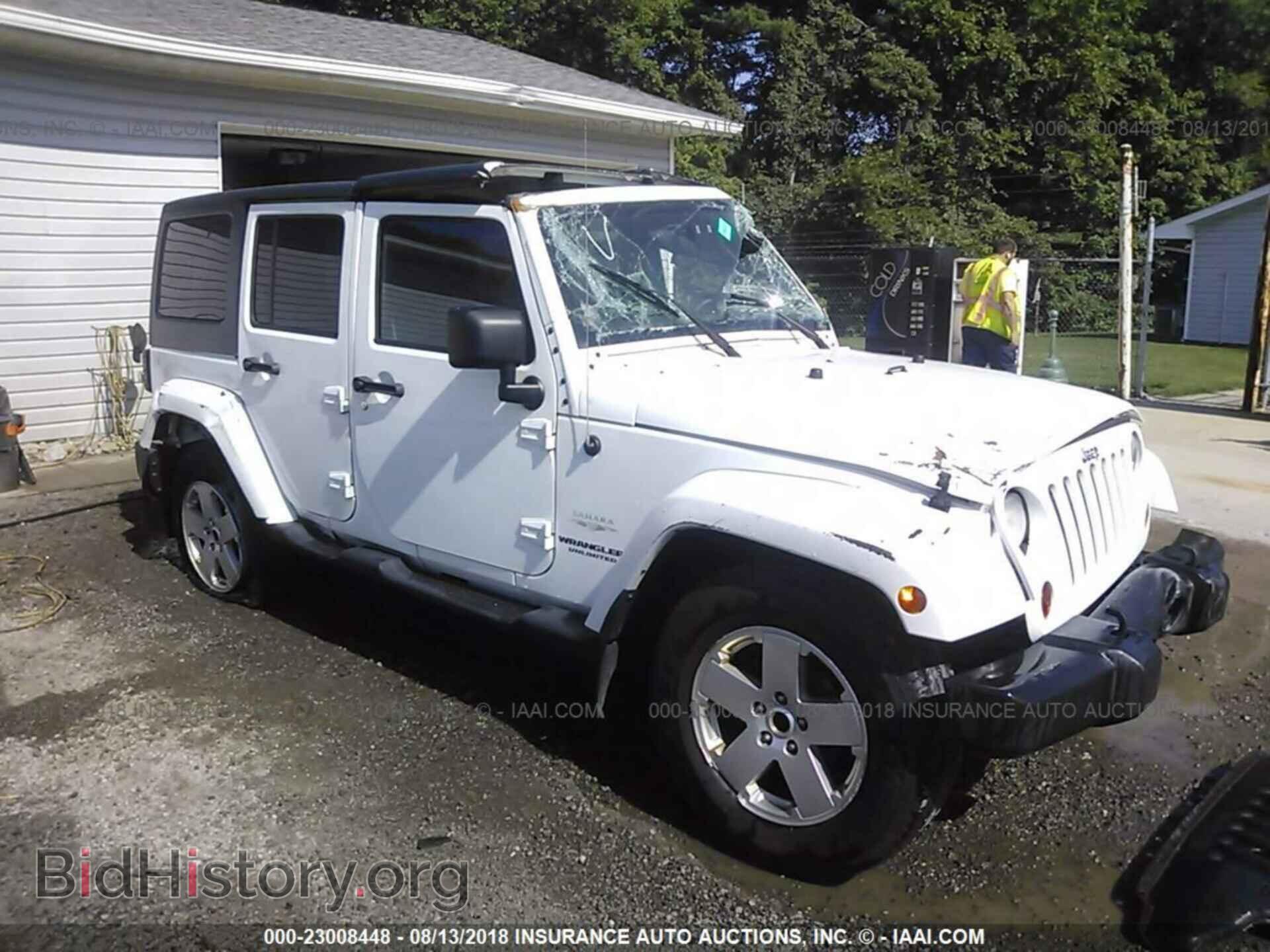 Фотография 1J4HA5H17BL558286 - Jeep Wrangler 2011