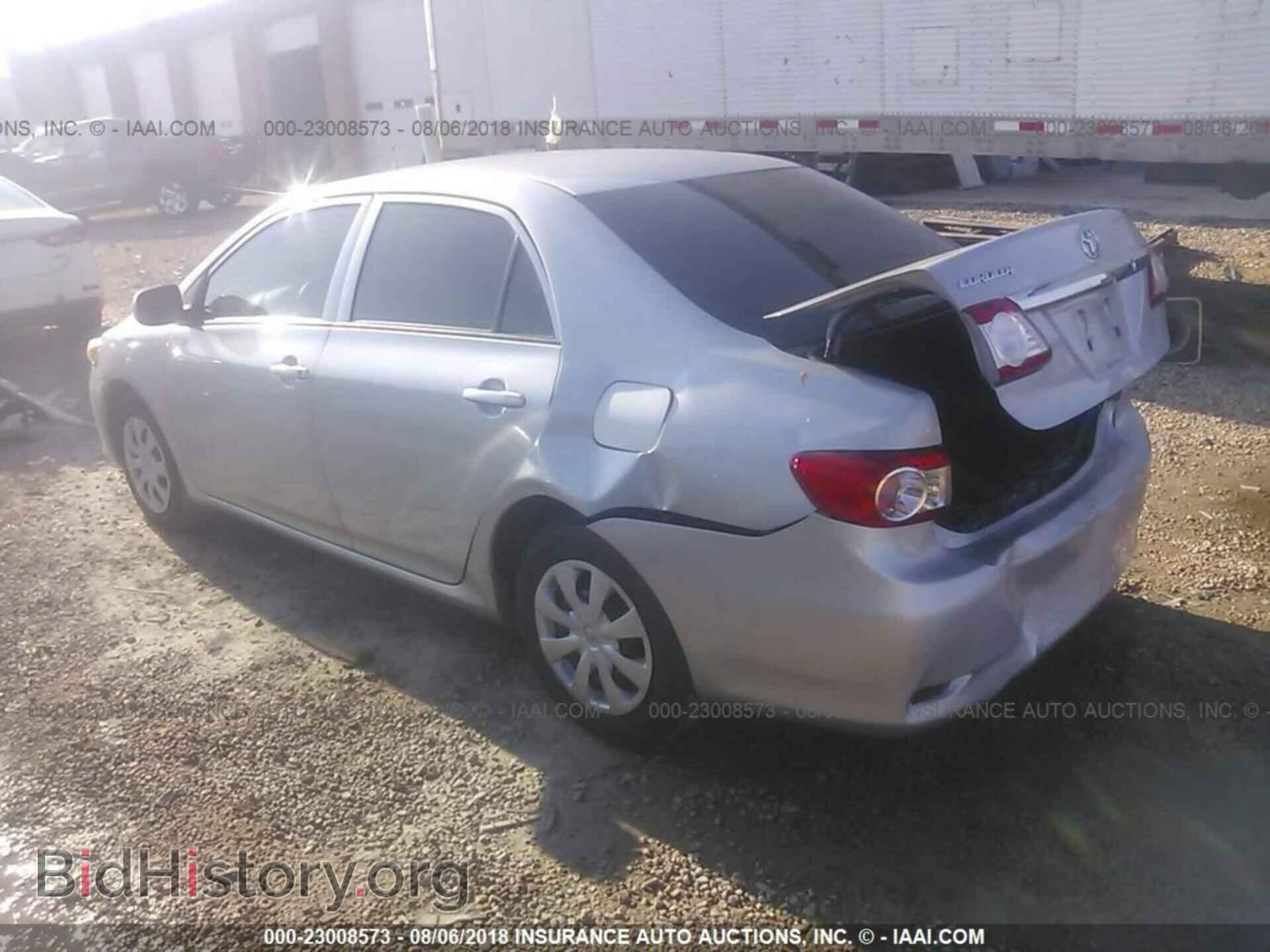 2013 Toyota Corolla - VIN: 2T1BU4EE2DC971179 - Photo 3