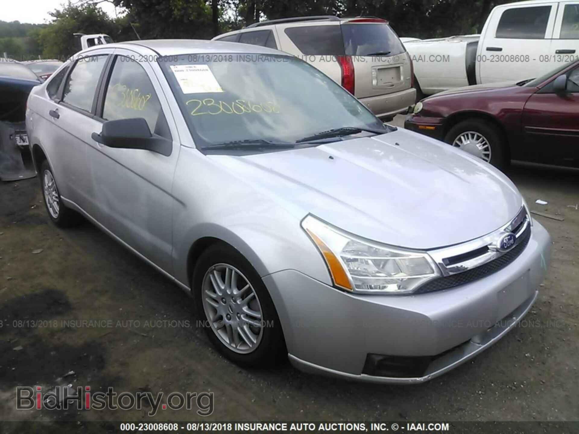 Photo 1FAHP3FN3BW158809 - Ford Focus 2011