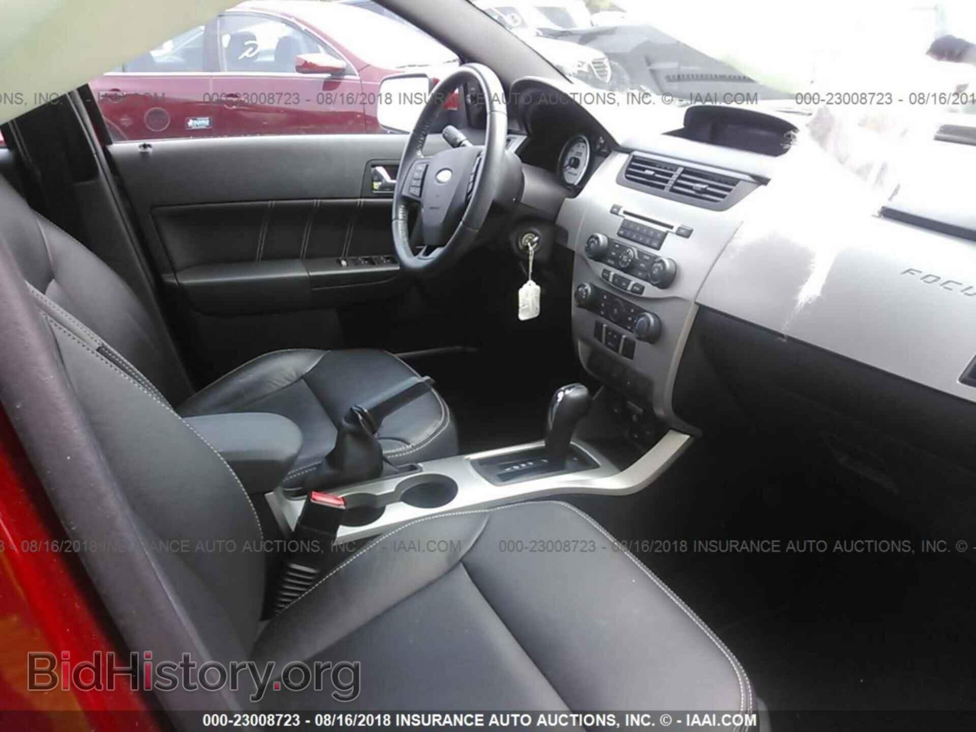 2011 Ford Focus - VIN: 1FAHP3GN1BW140260 - Фото 5