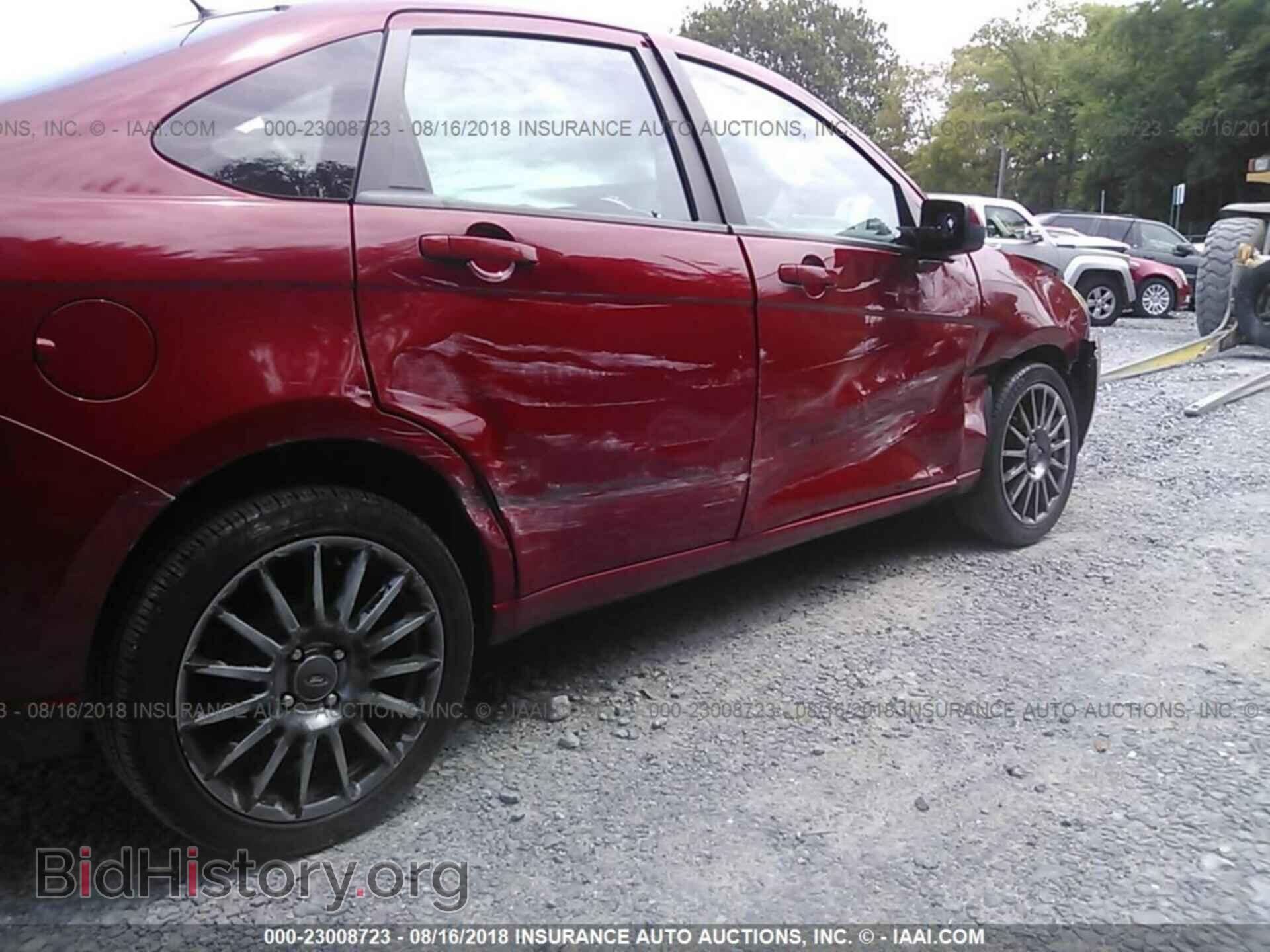 2011 Ford Focus - VIN: 1FAHP3GN1BW140260 - Фото 6