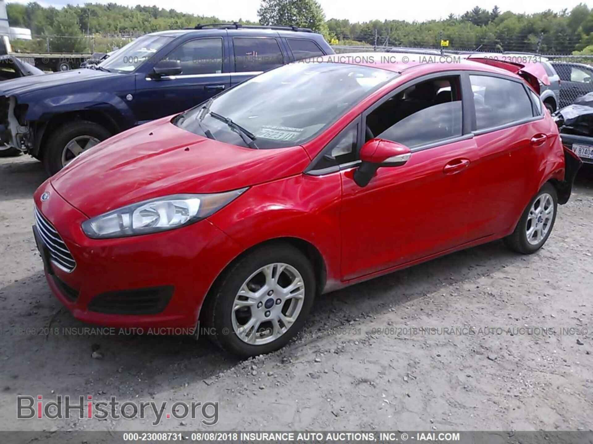 2015 Ford Fiesta - VIN: 3FADP4EJ9FM218603 - Фото 2
