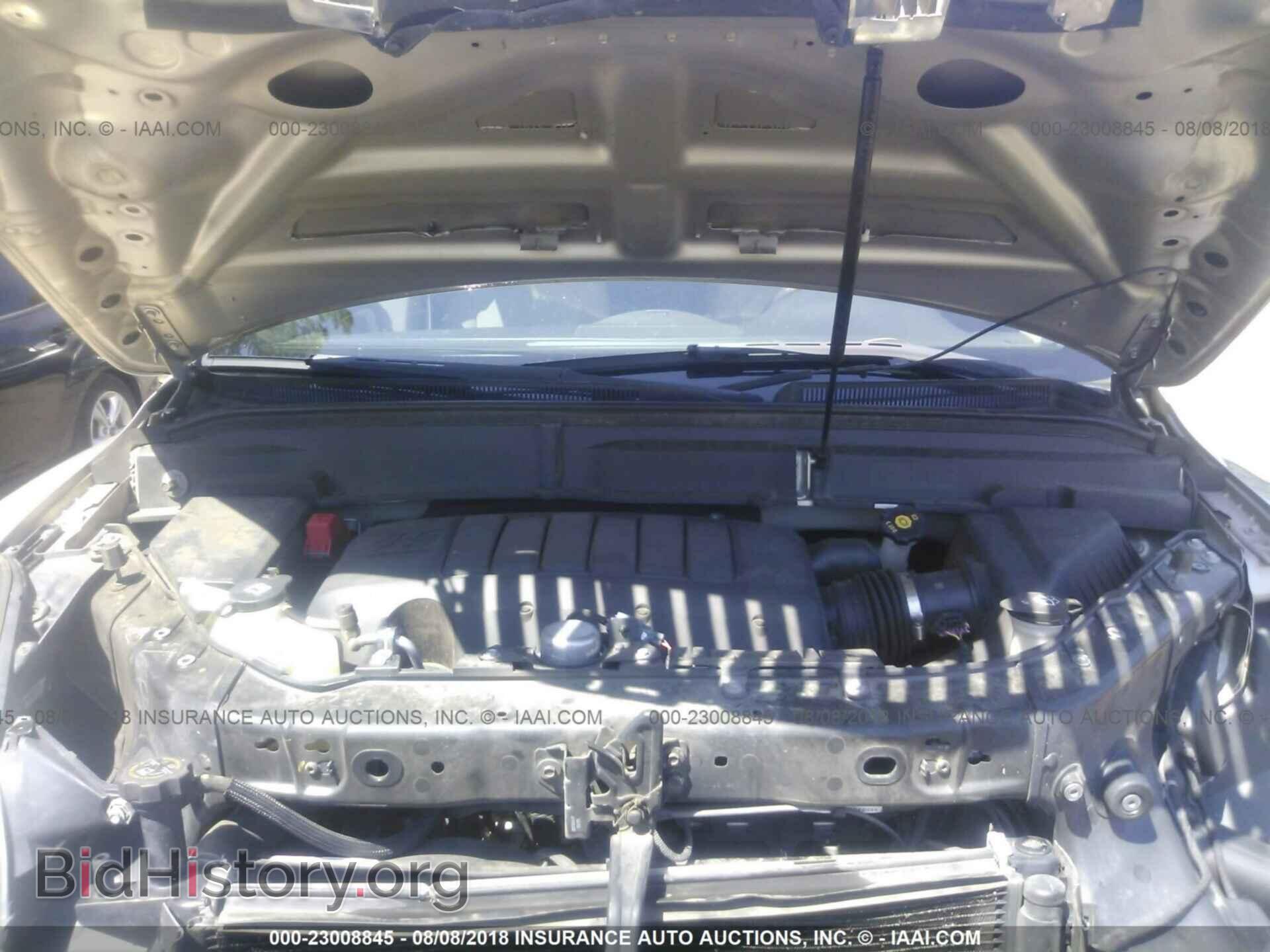 2011 Buick Enclave - VIN: 5GAKRCED6BJ295812 - Фото 10