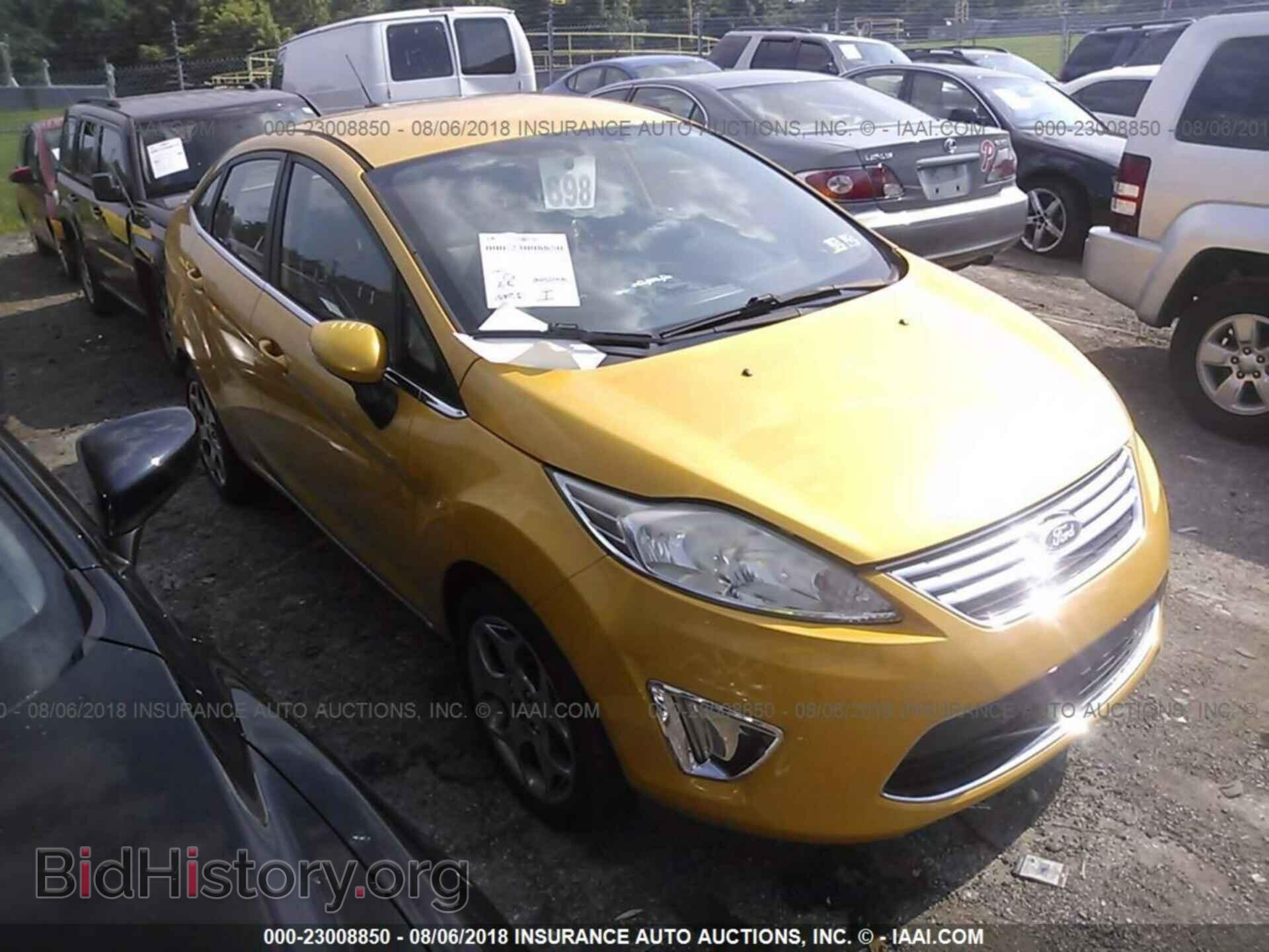 Фотография 3FADP4CJ8BM102080 - Ford Fiesta 2011