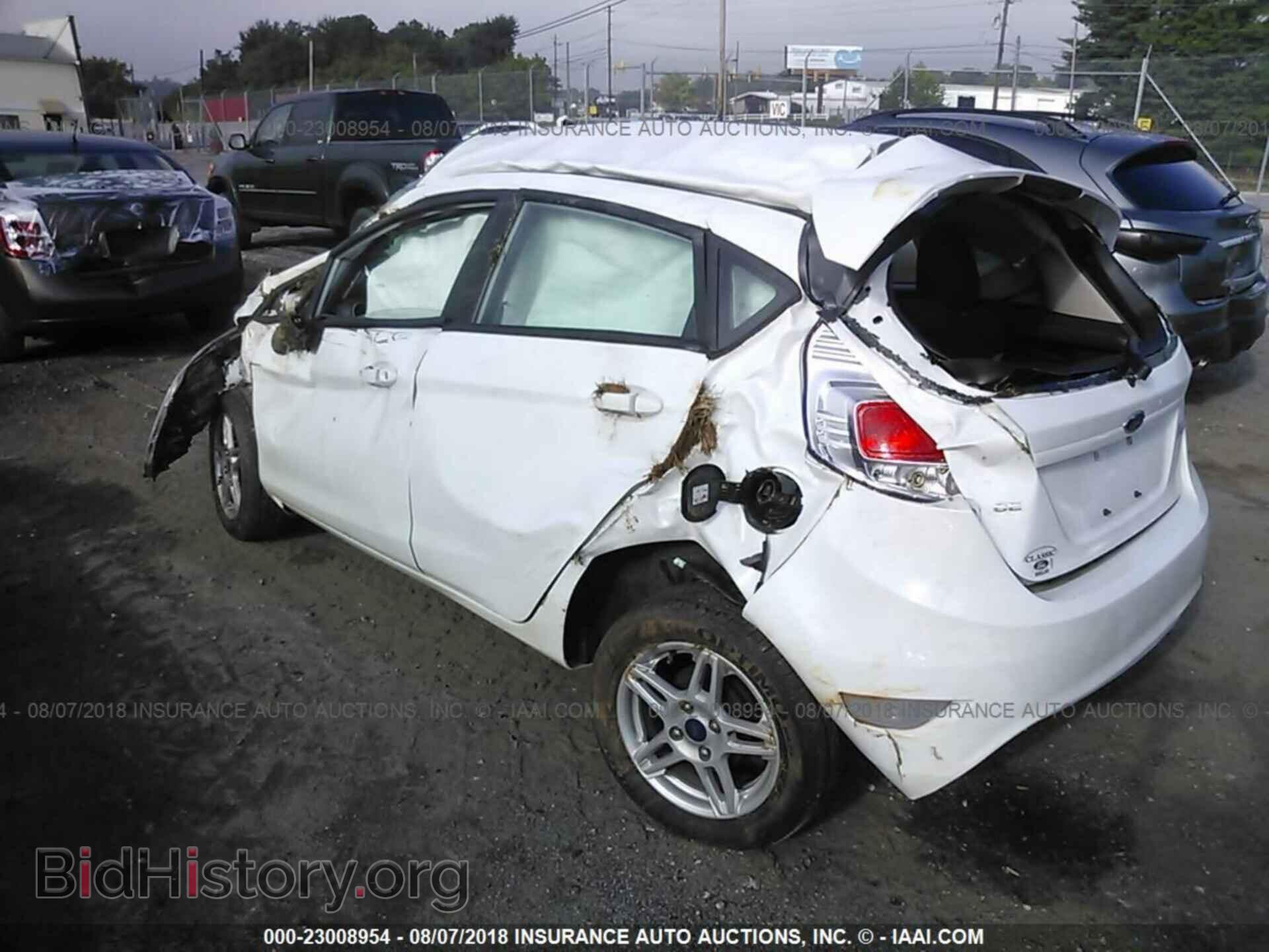 2017 Ford Fiesta - VIN: 3FADP4EJ4HM172262 - Photo 3