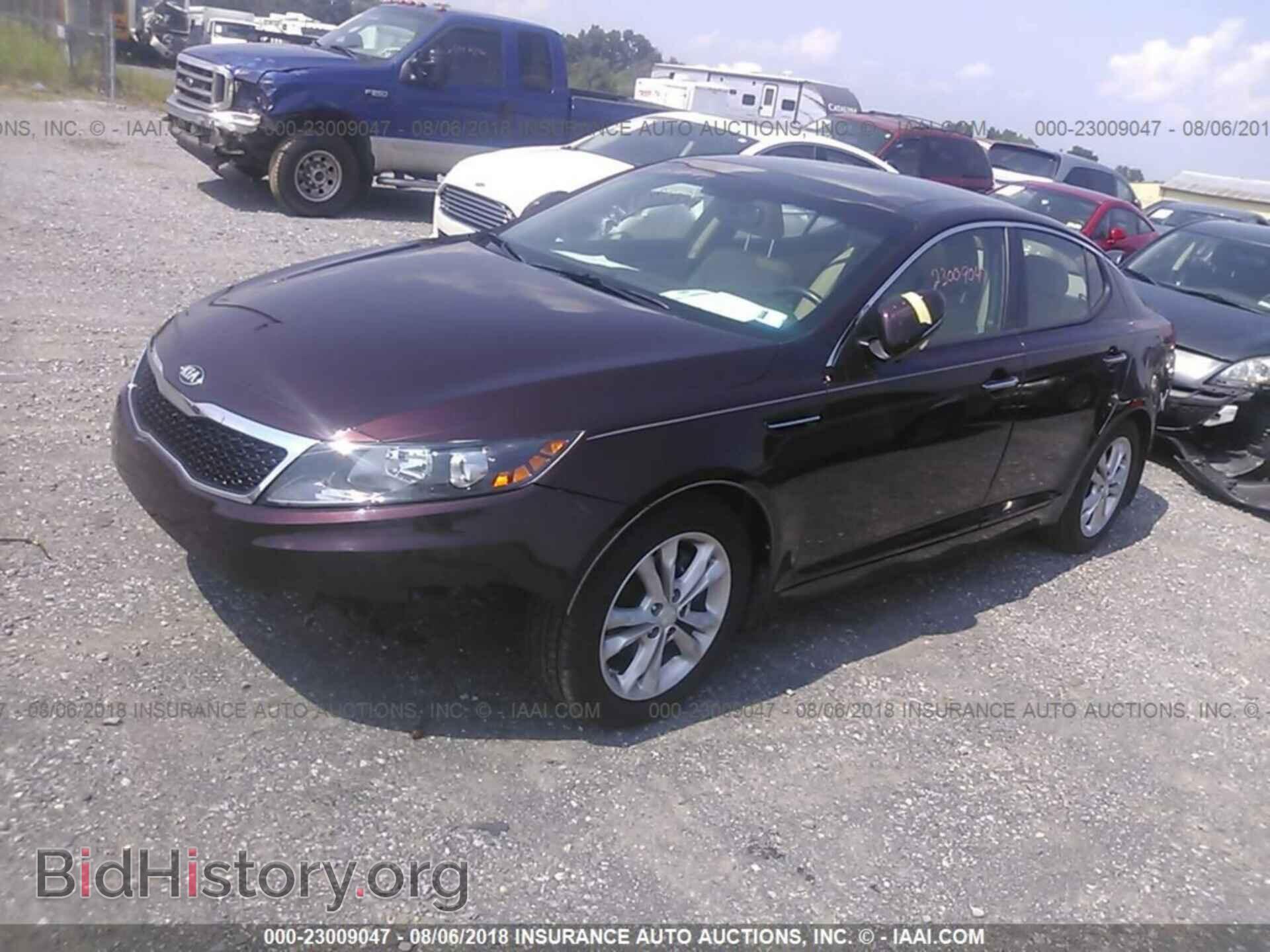 2013 Kia Optima - VIN: 5XXGN4A75DG142075 - Photo 2