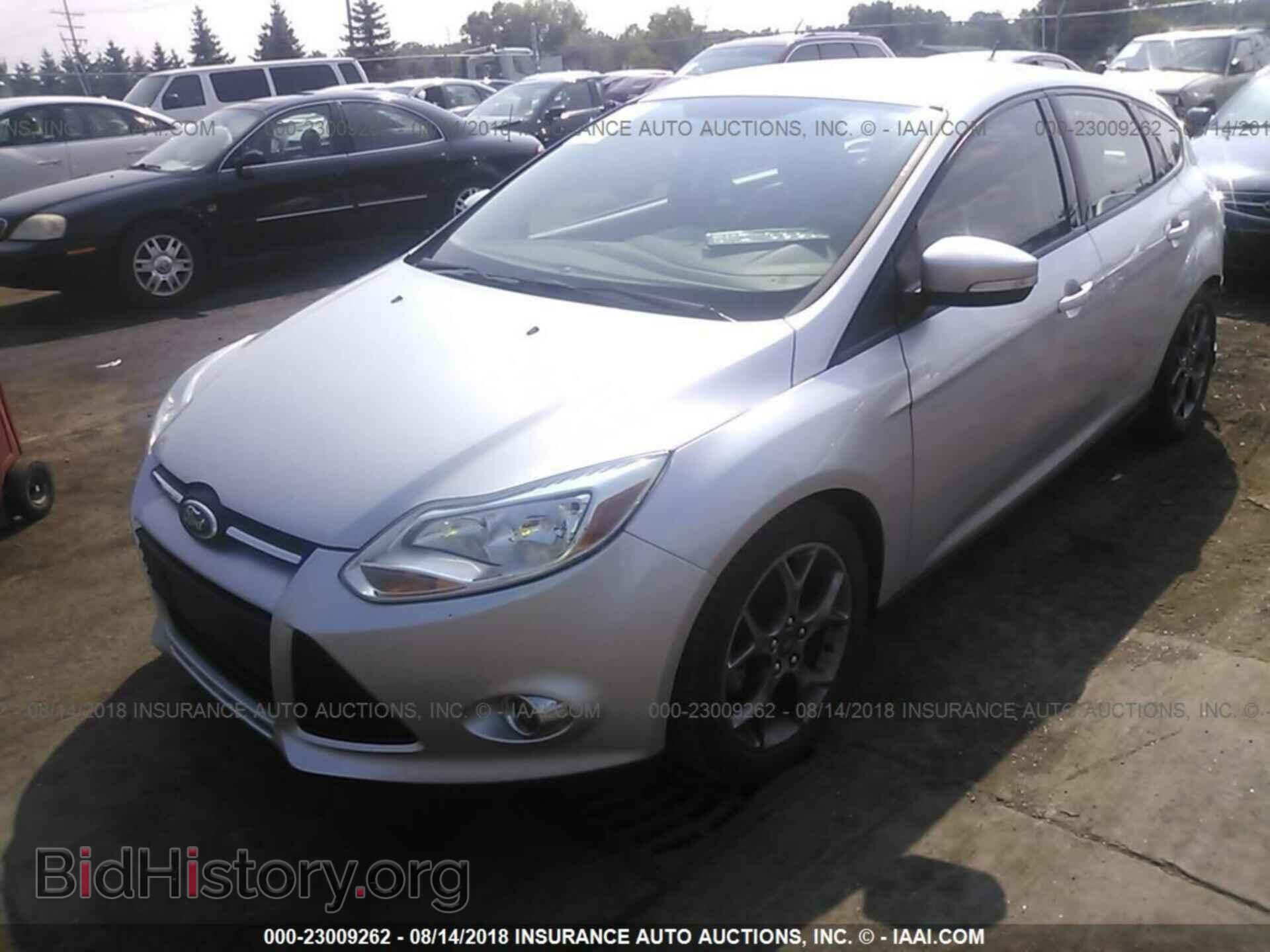 2014 Ford Focus - VIN: 1FADP3K23EL107357 - Фото 2