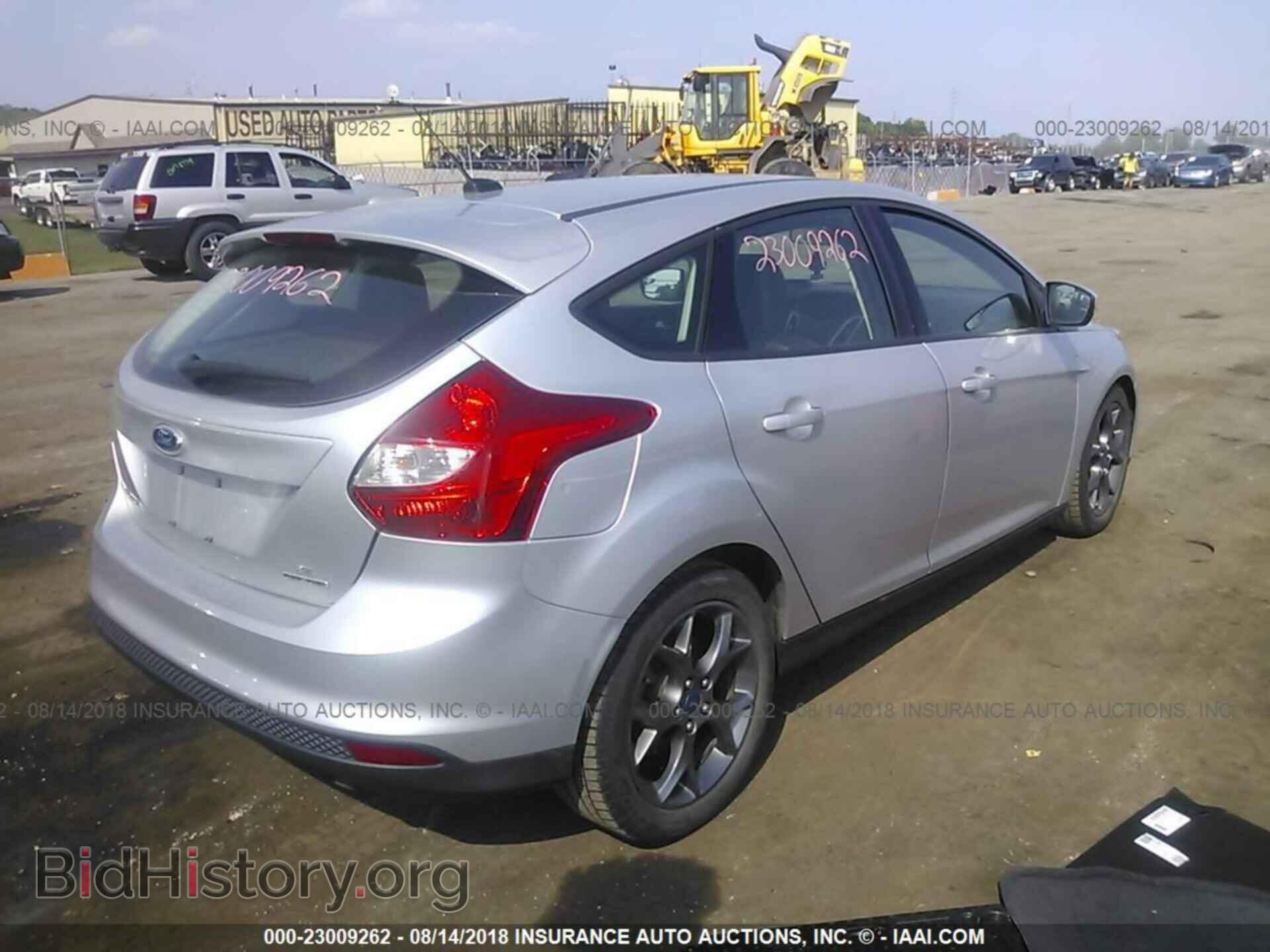 2014 Ford Focus - VIN: 1FADP3K23EL107357 - Фото 4