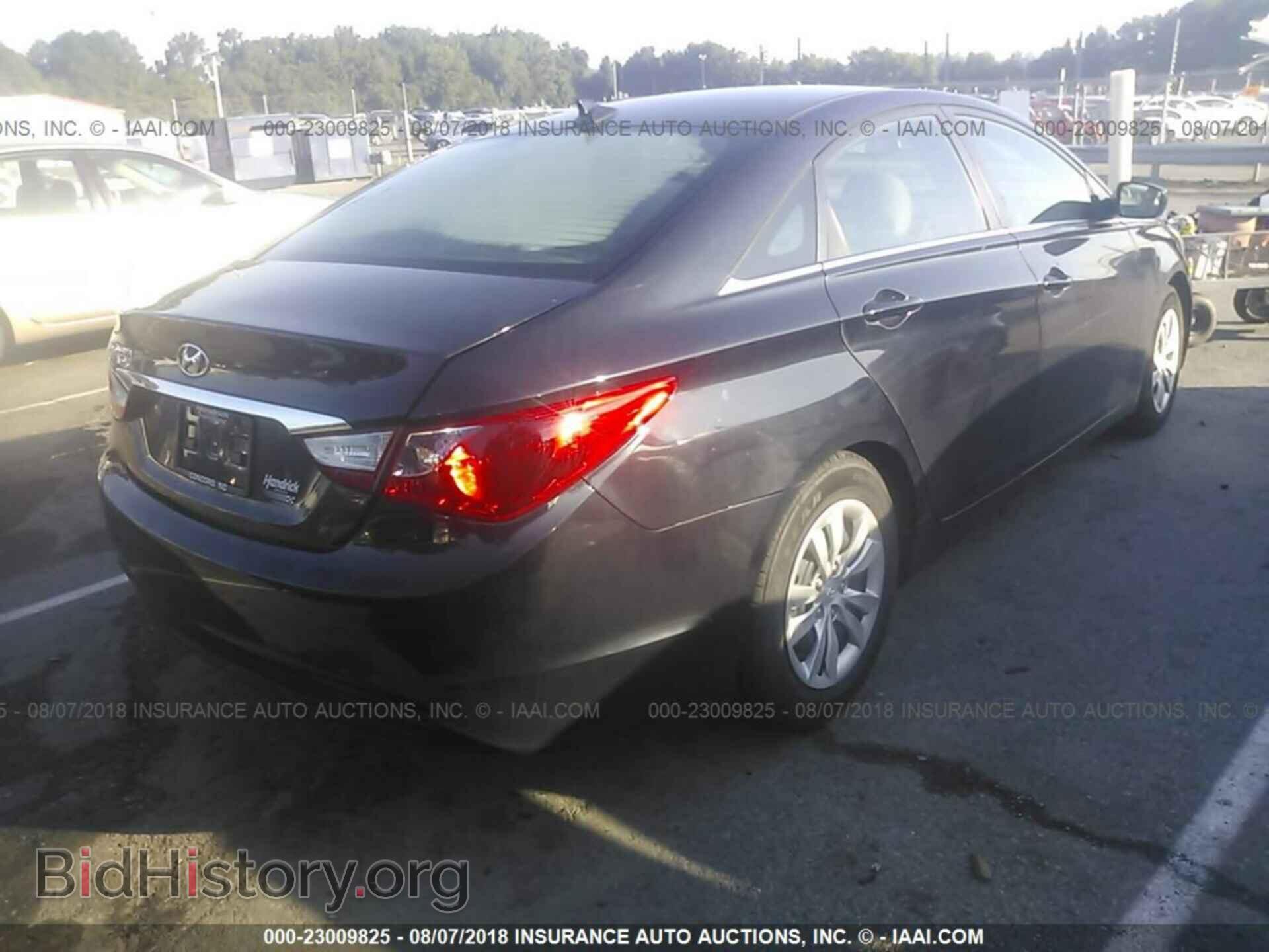 2012 Hyundai Sonata - VIN: 5NPEB4AC2CH376805 - Фото 4