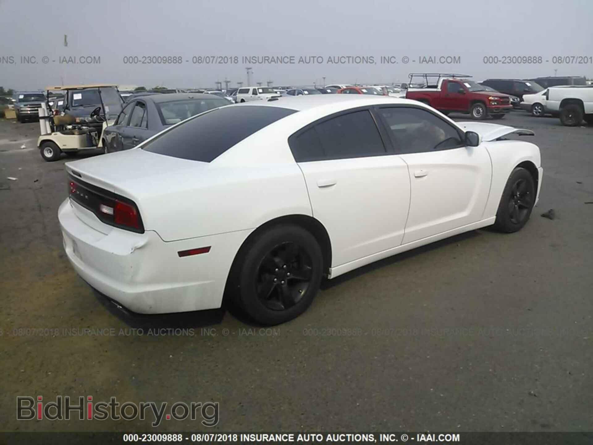 2014 Dodge CHARGER (VIN 2C3CDXBG2EH193456) — фото 4 из 10