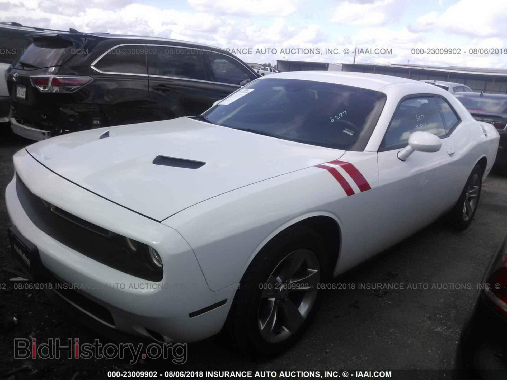 2016 Dodge Challenger - VIN: 2C3CDZAG1GH217634 - Фото 2