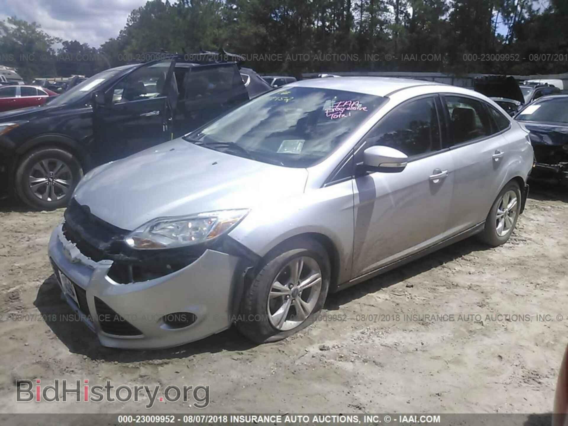 2013 Ford Focus - VIN: 1FADP3F24DL164756 - Photo 2