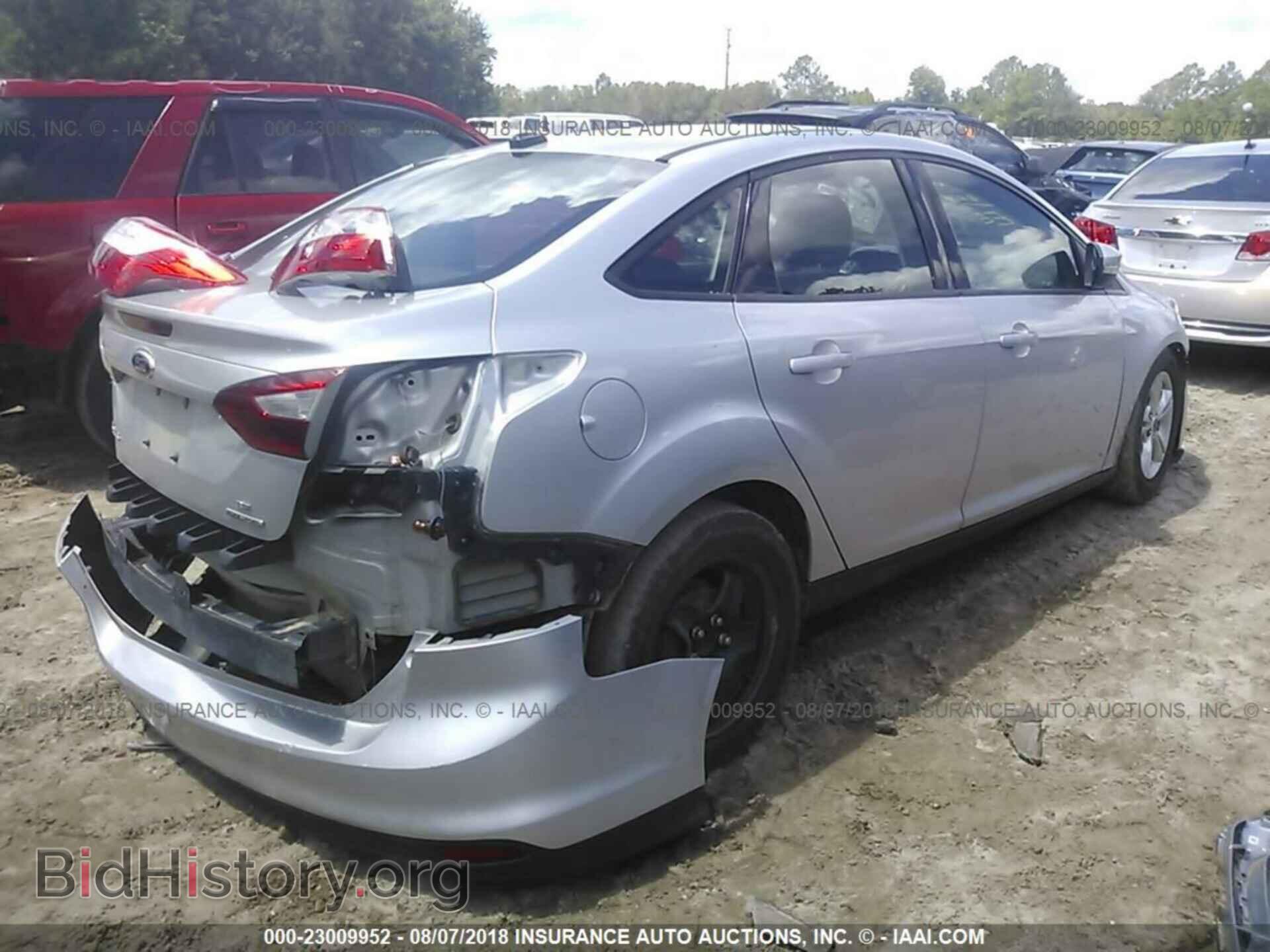 2013 Ford Focus - VIN: 1FADP3F24DL164756 - Photo 4