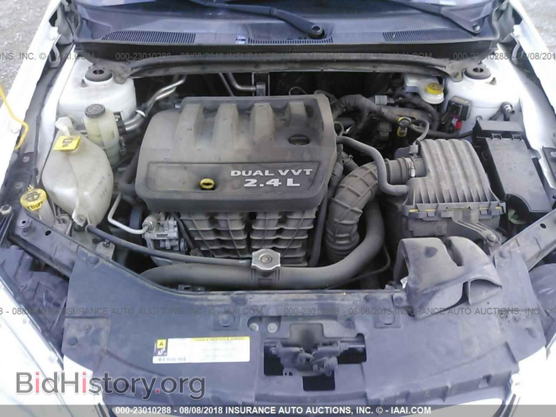 2013 Chrysler 200 - VIN: 1C3CCBAB8DN641202 - Photo 10