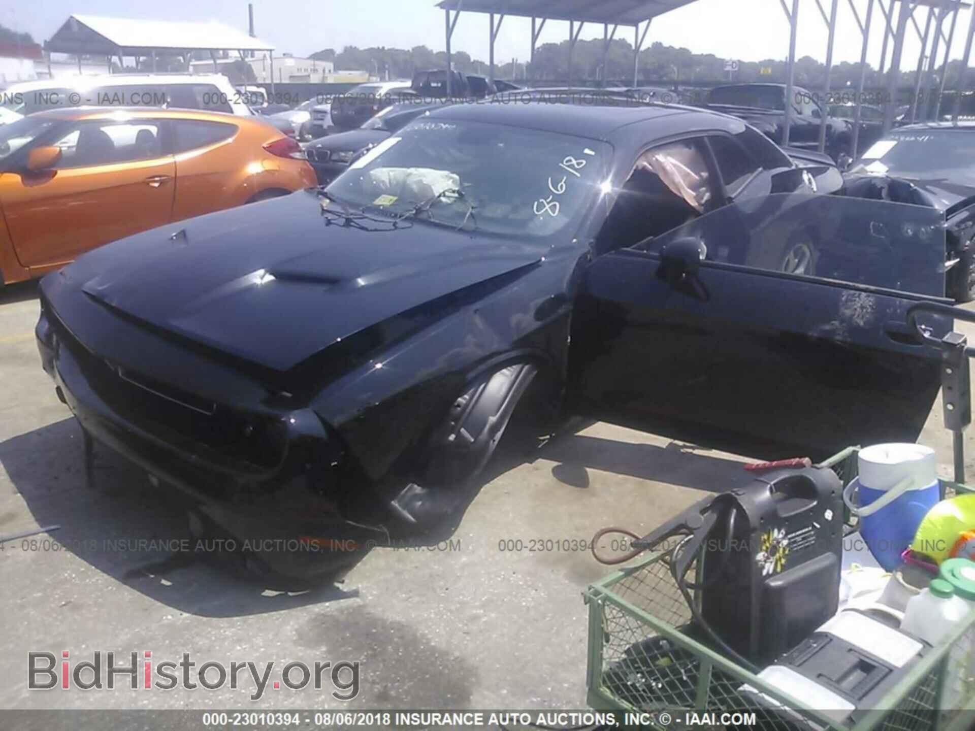 2015 Dodge Challenger - VIN: 2C3CDZBT4FH723601 - Photo 2