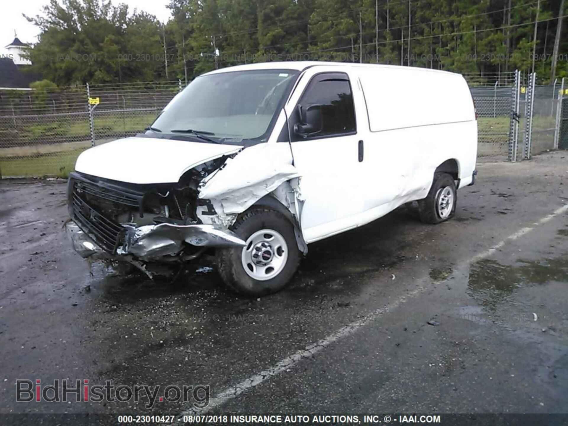 2015 Gmc Savana - VIN: 1GTW7FCF0F1238961 - Фото 2
