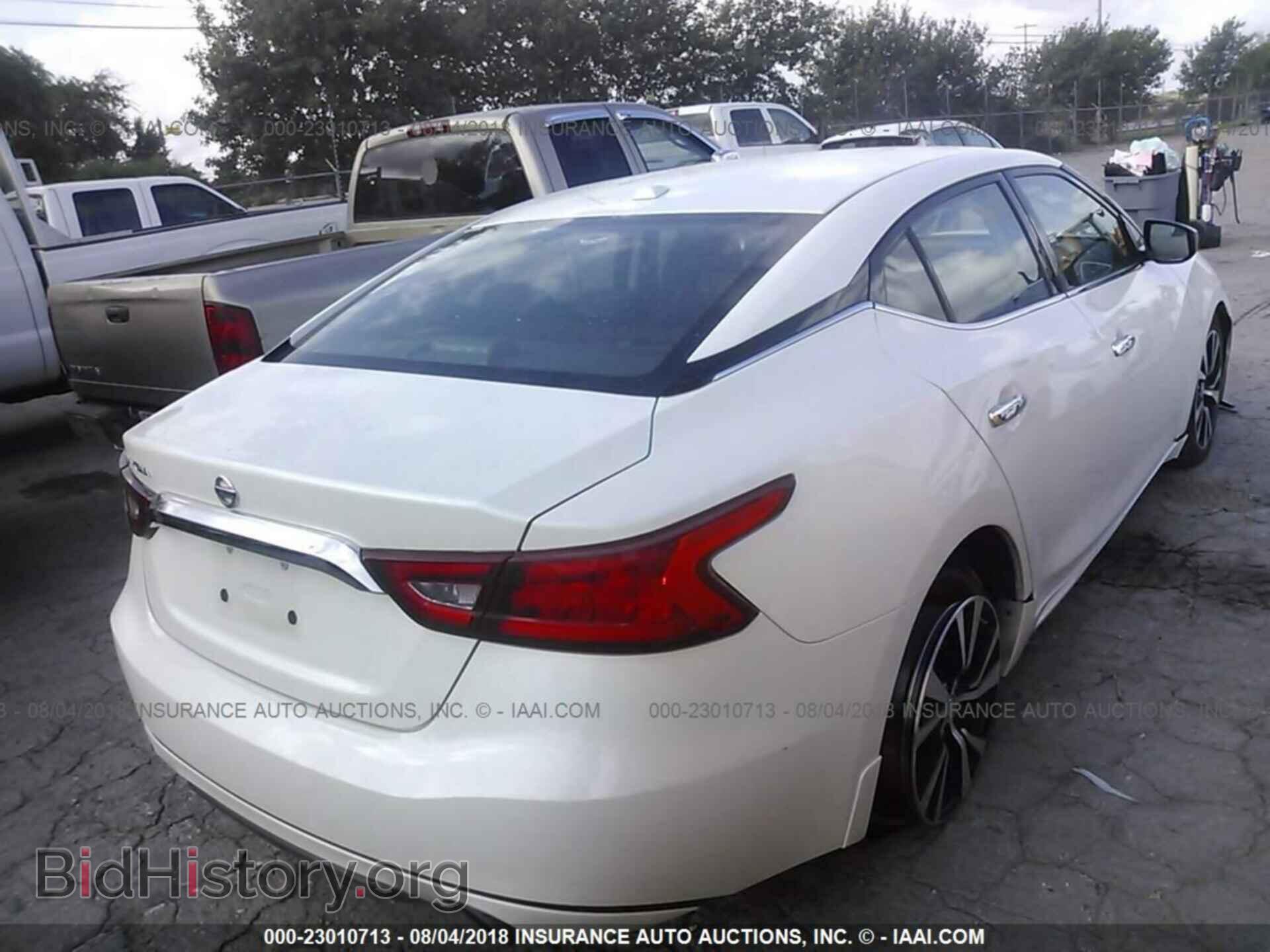 2017 Nissan Maxima - VIN: 1N4AA6AP8HC449698 - Photo 4