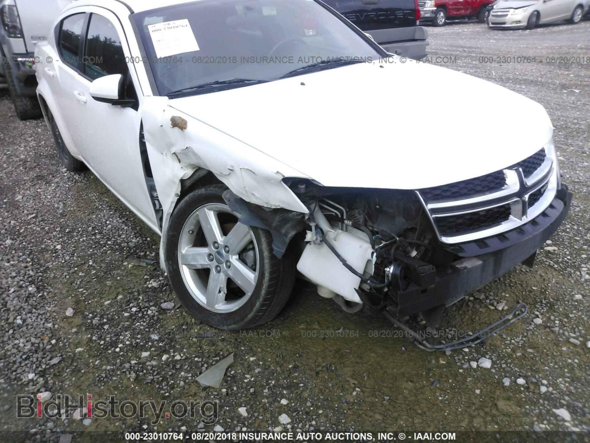 2011 Dodge Avenger - VIN: 1B3BD1FBXBN557369 - Photo 6