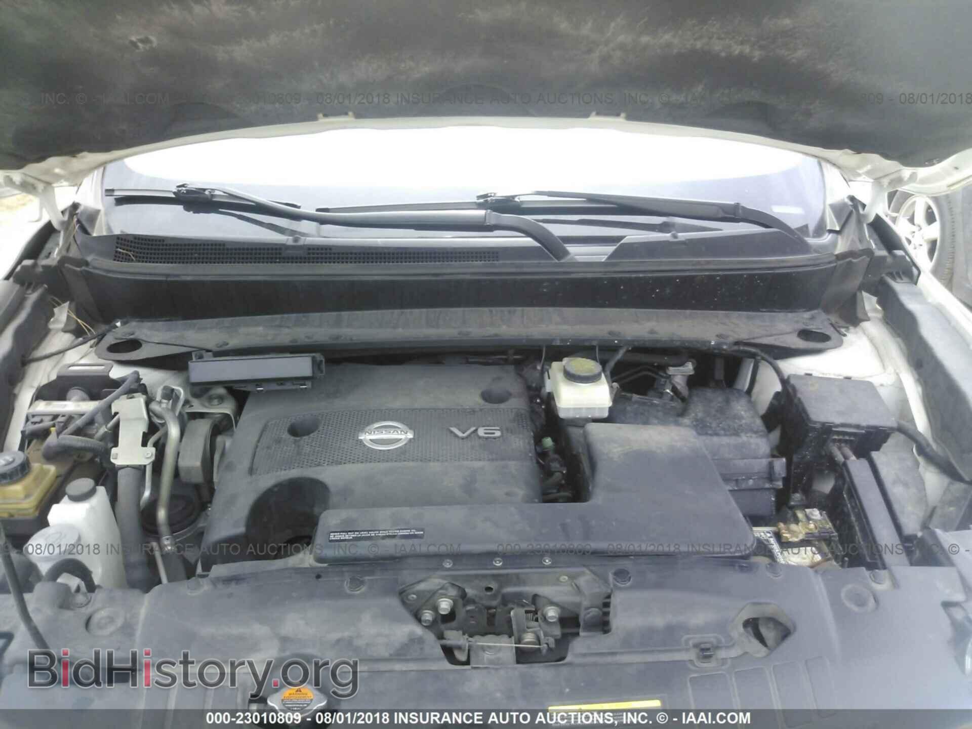 2014 Nissan Pathfinder - VIN: 5N1AR2MN5EC616810 - Фото 10