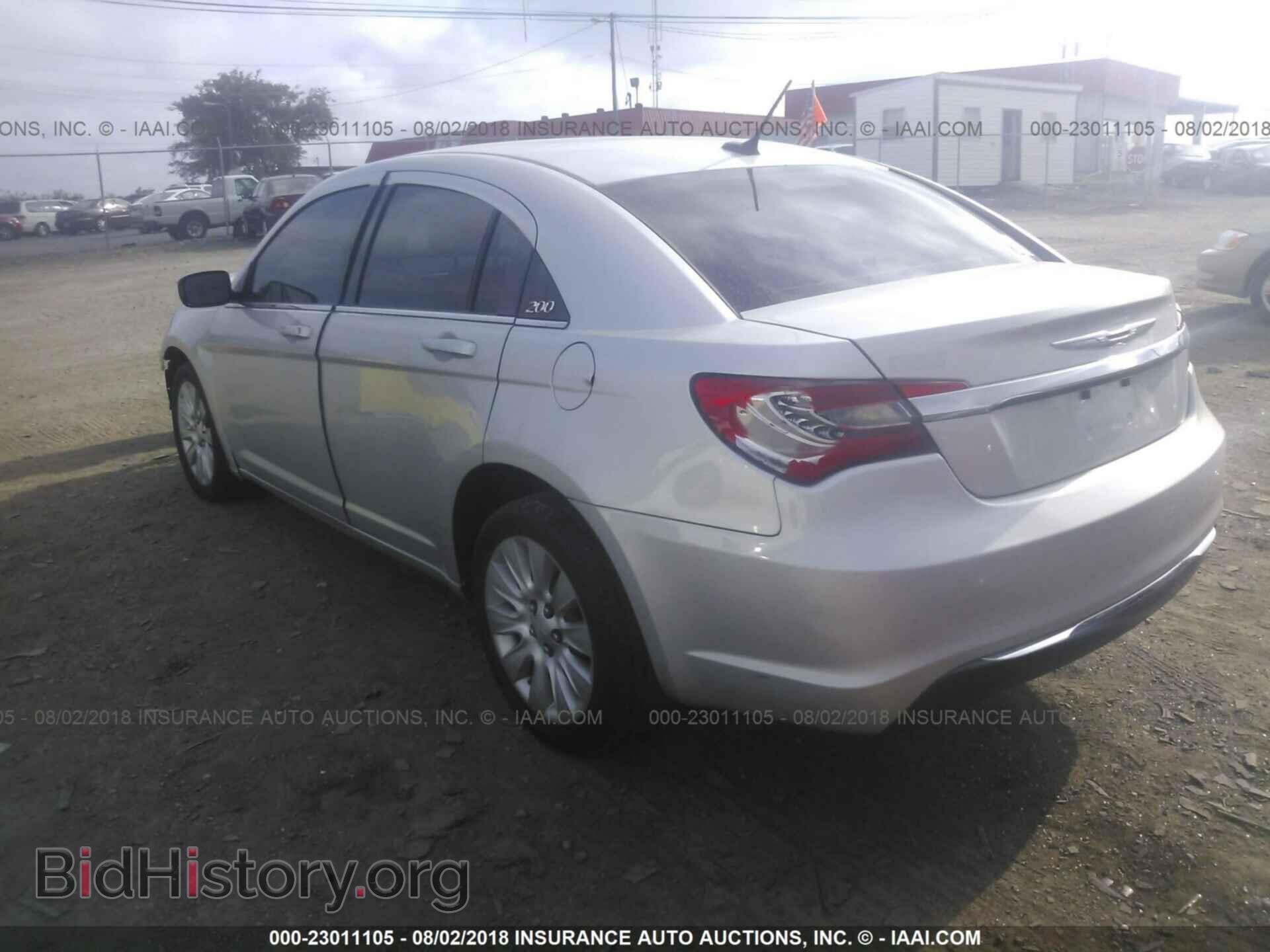 2012 Chrysler 200 - VIN: 1C3CCBAB2CN224771 - Photo 3