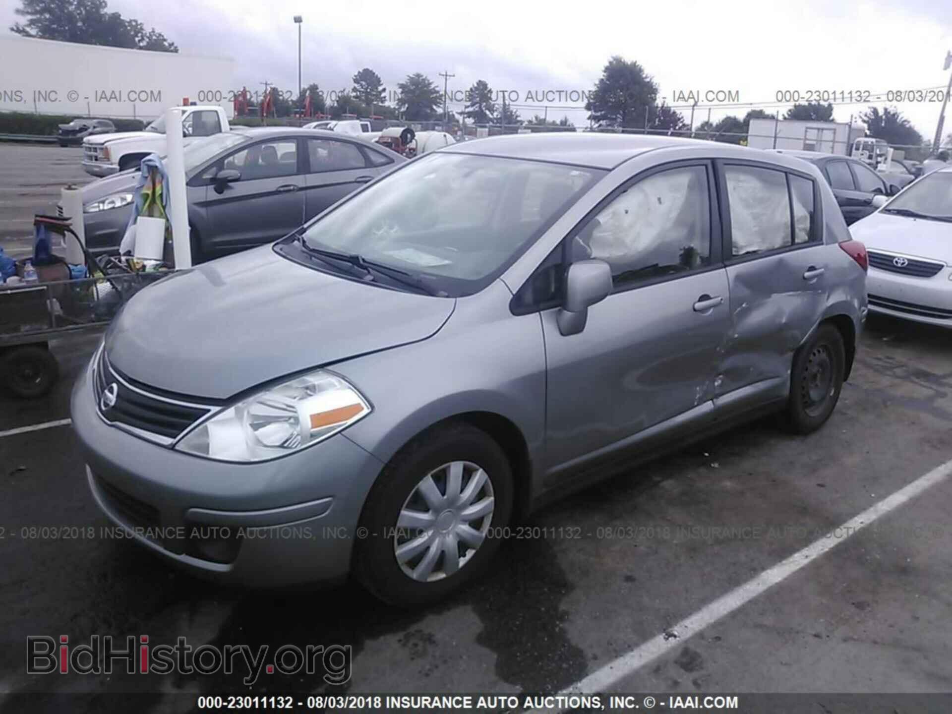 2011 Nissan Versa - VIN: 3N1BC1CP8BL376064 - Фото 2