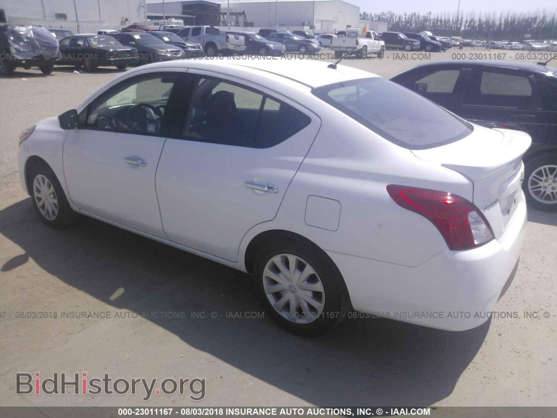 2017 Nissan Versa - VIN: 3N1CN7AP0HL815528 - Фото 3