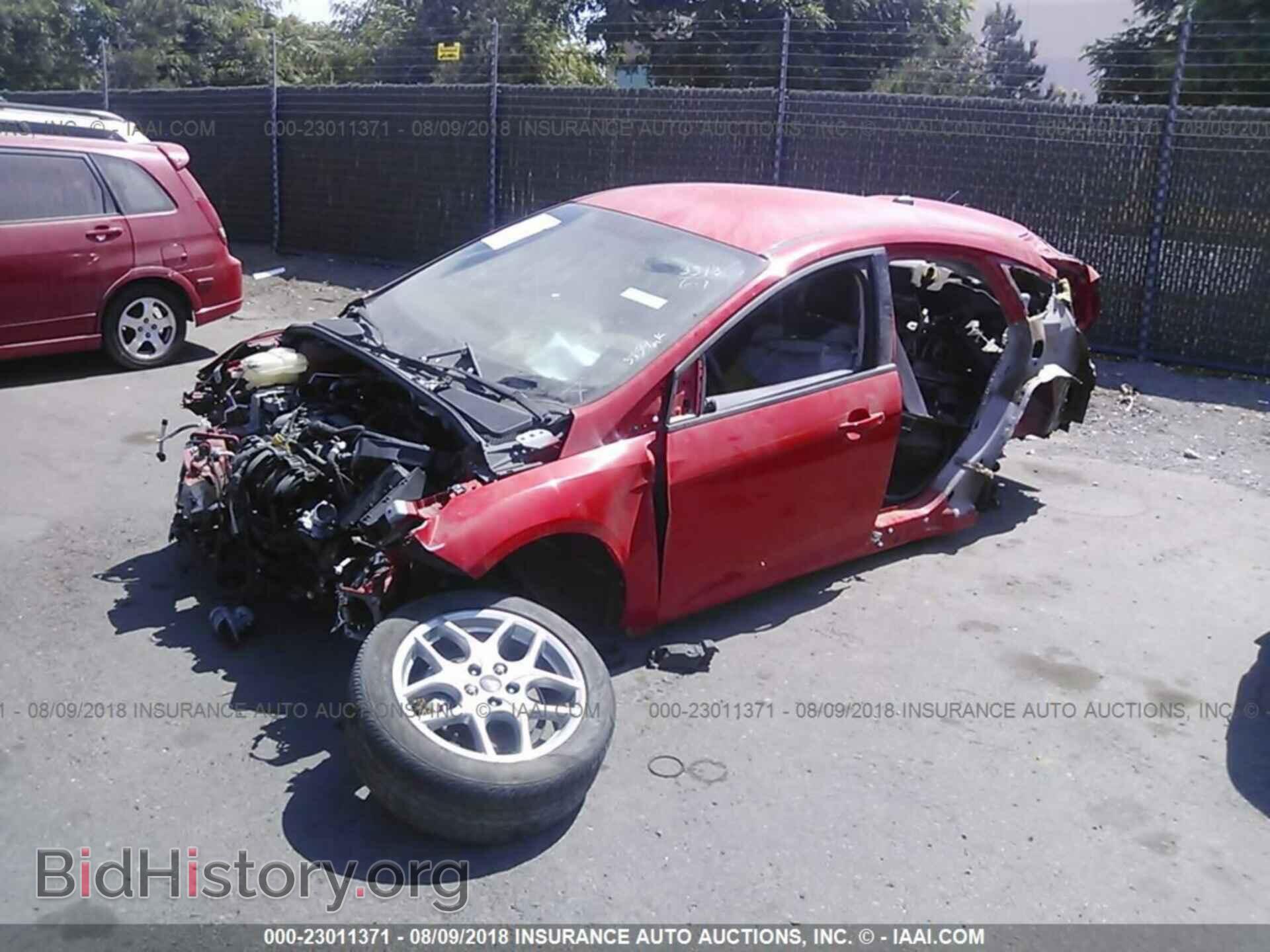 2015 Ford Focus - VIN: 1FADP3K26FL386157 - Photo 2