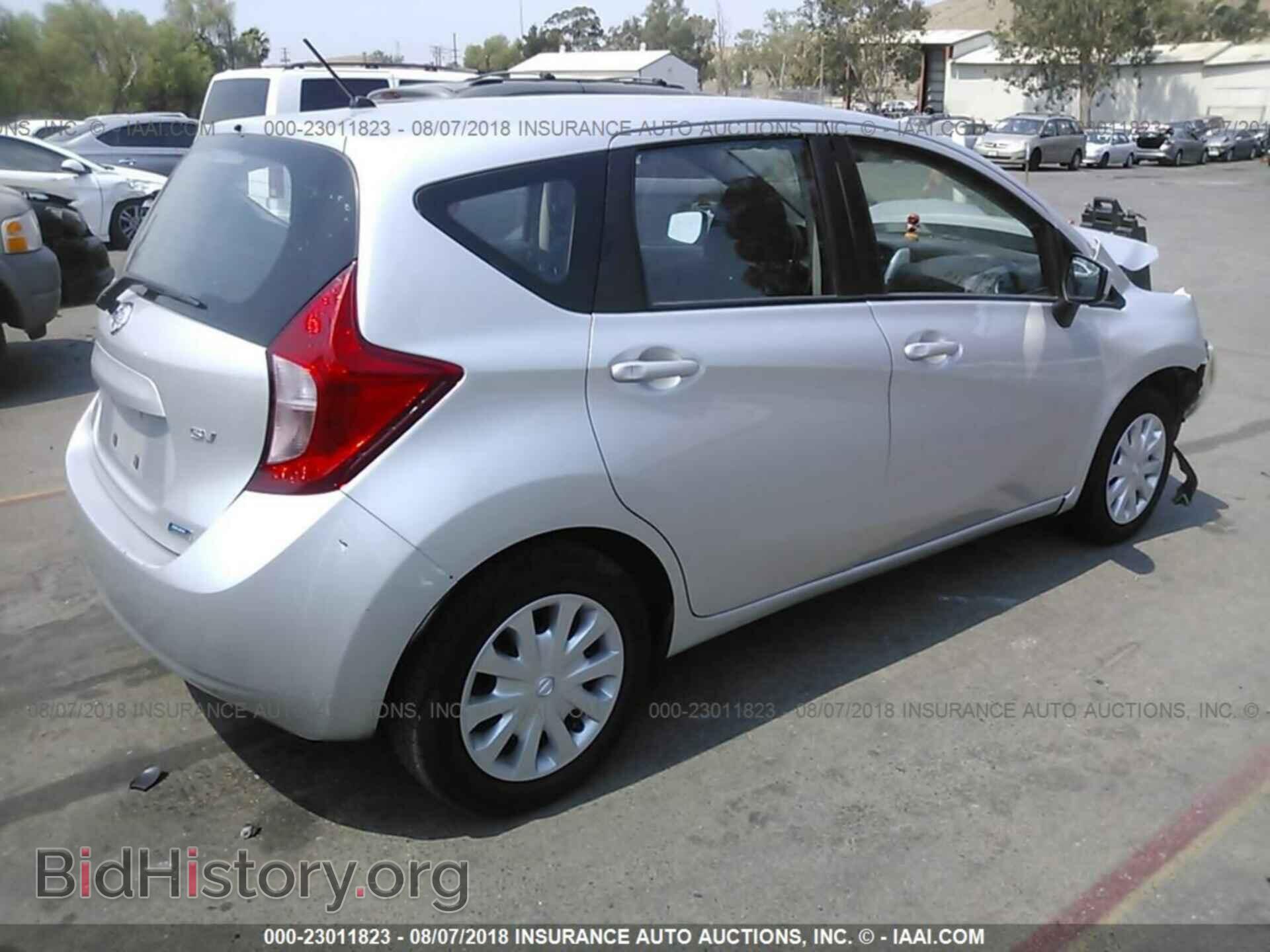 2015 Nissan Versa note - VIN: 3N1CE2CP7FL436183 - Фото 4