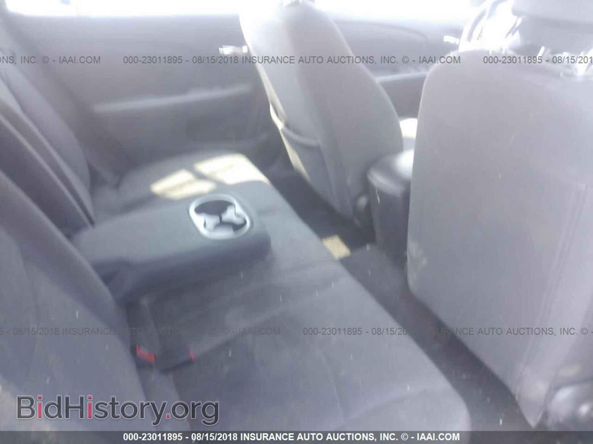 2013 CHRYSLER 200 - VIN: 1C3CCBAB0DN670032 - Photo 8