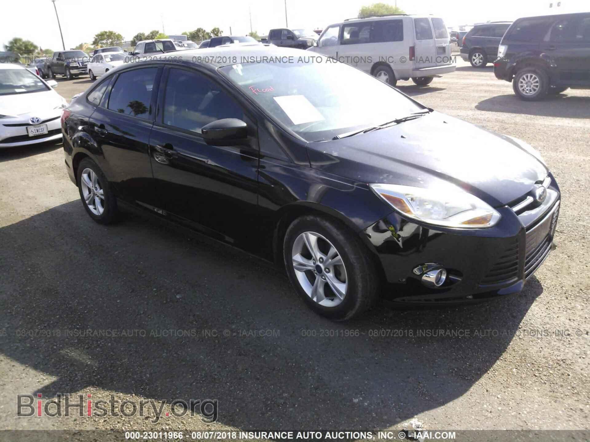 Фотография 1FAHP3F22CL355088 - Ford Focus 2012