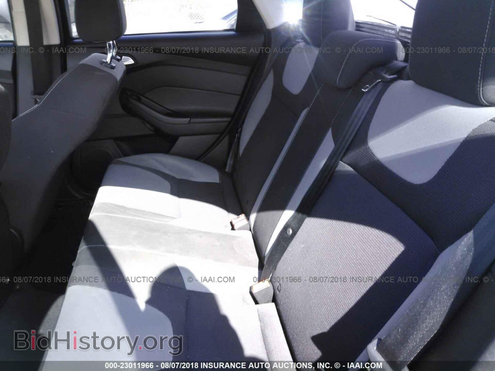 2012 Ford Focus - VIN: 1FAHP3F22CL355088 - Photo 8