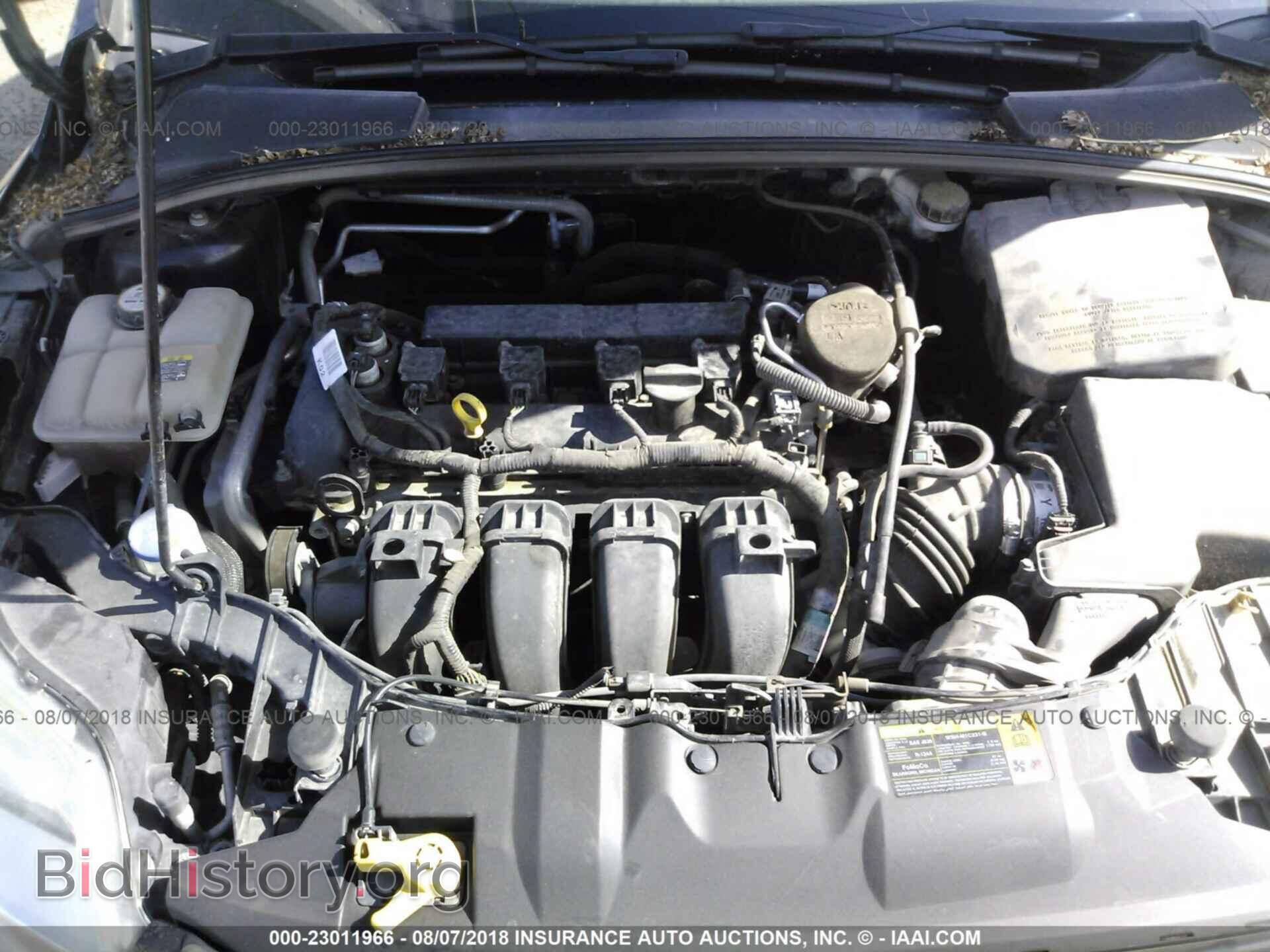 2012 Ford Focus - VIN: 1FAHP3F22CL355088 - Photo 10