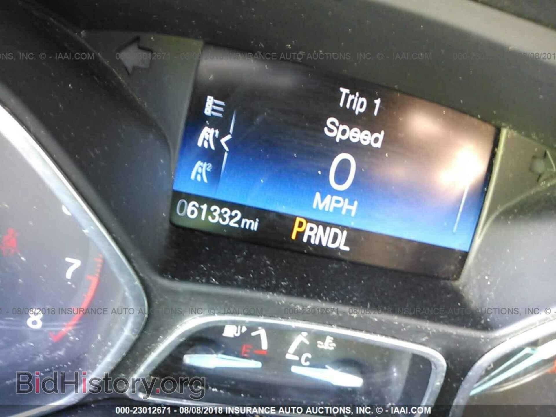 2016 Ford Focus - VIN: 1FADP3E26GL233100 - Photo 7