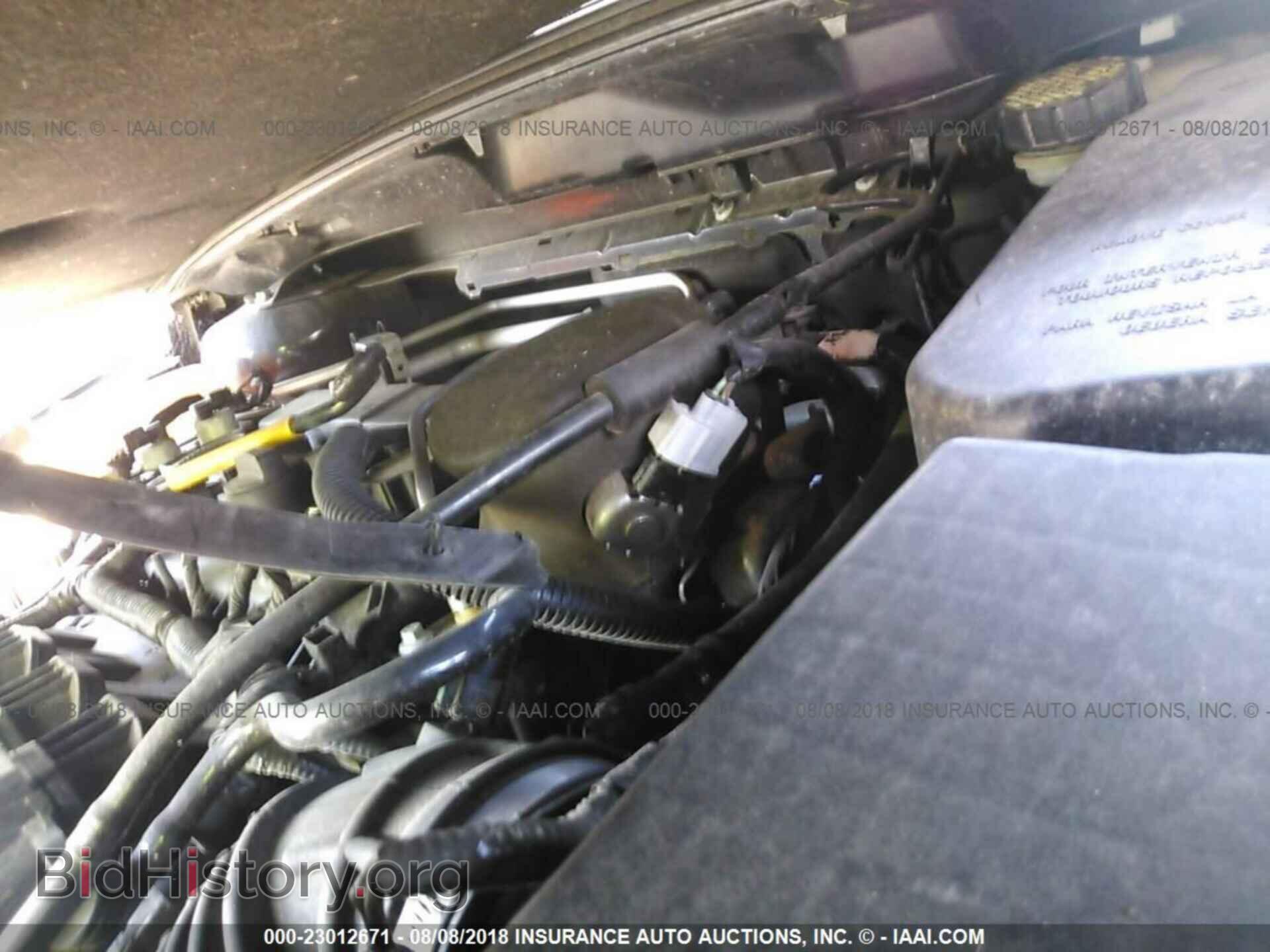 2016 Ford Focus - VIN: 1FADP3E26GL233100 - Photo 10