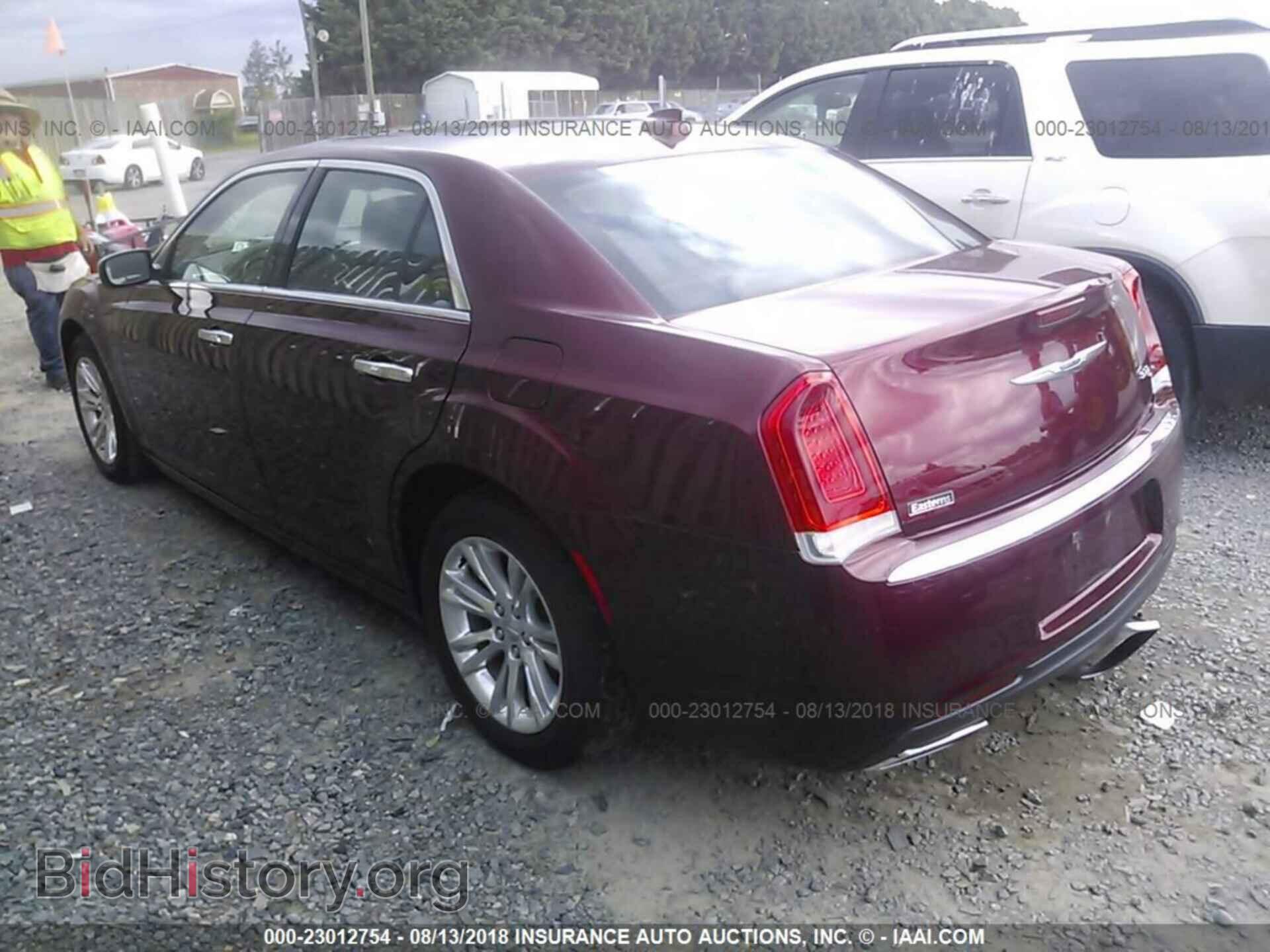 2016 Chrysler 300c - VIN: 2C3CCAEG6GH334334 - Фото 3