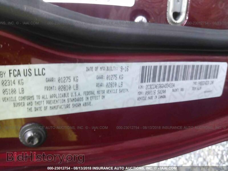 2016 Chrysler 300C (VIN 2C3CCAEG6GH334334) — photo 9 of 10