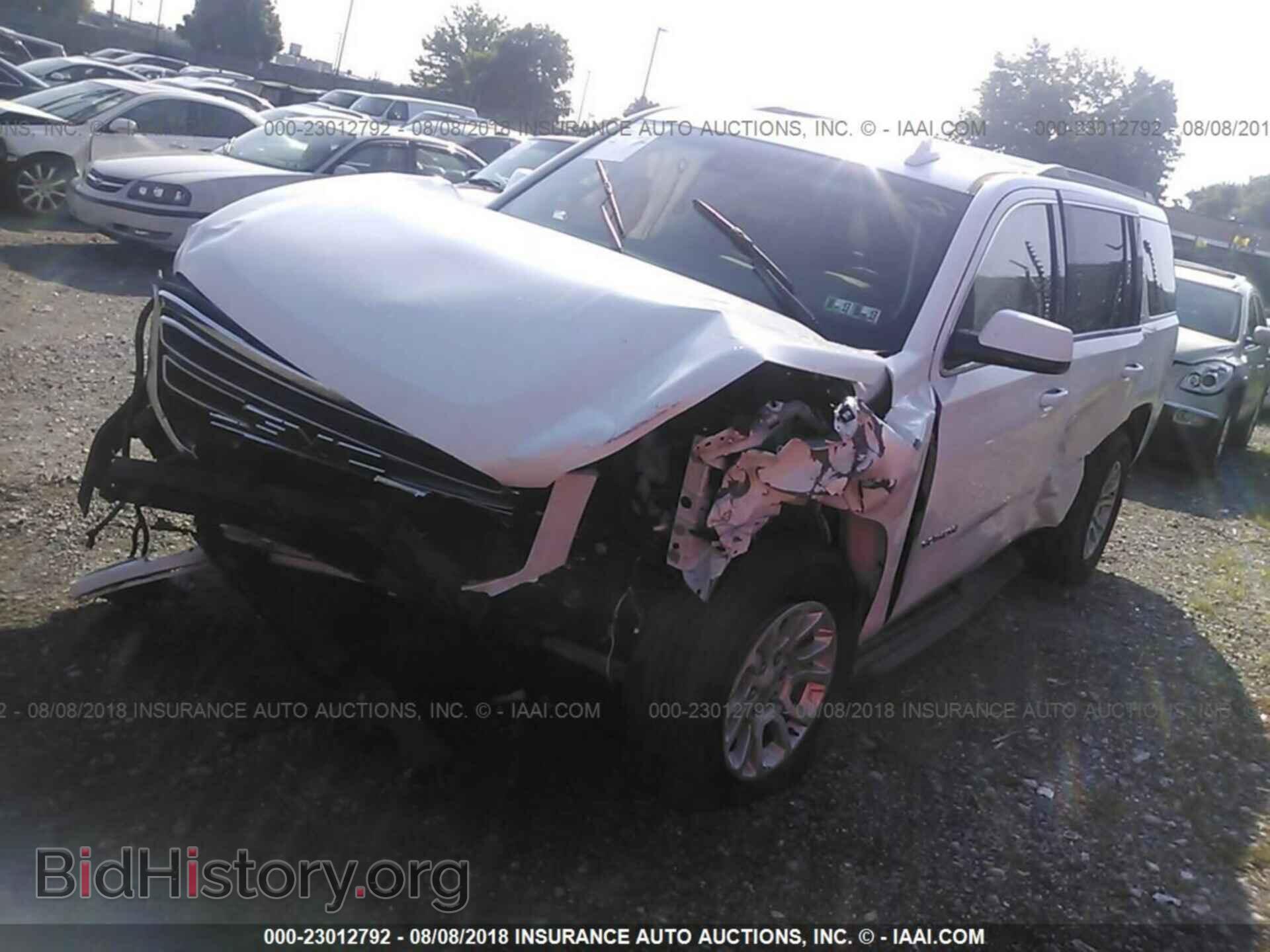 2016 Gmc Yukon - VIN: 1GKS2BKC3GR117748 - Фото 2