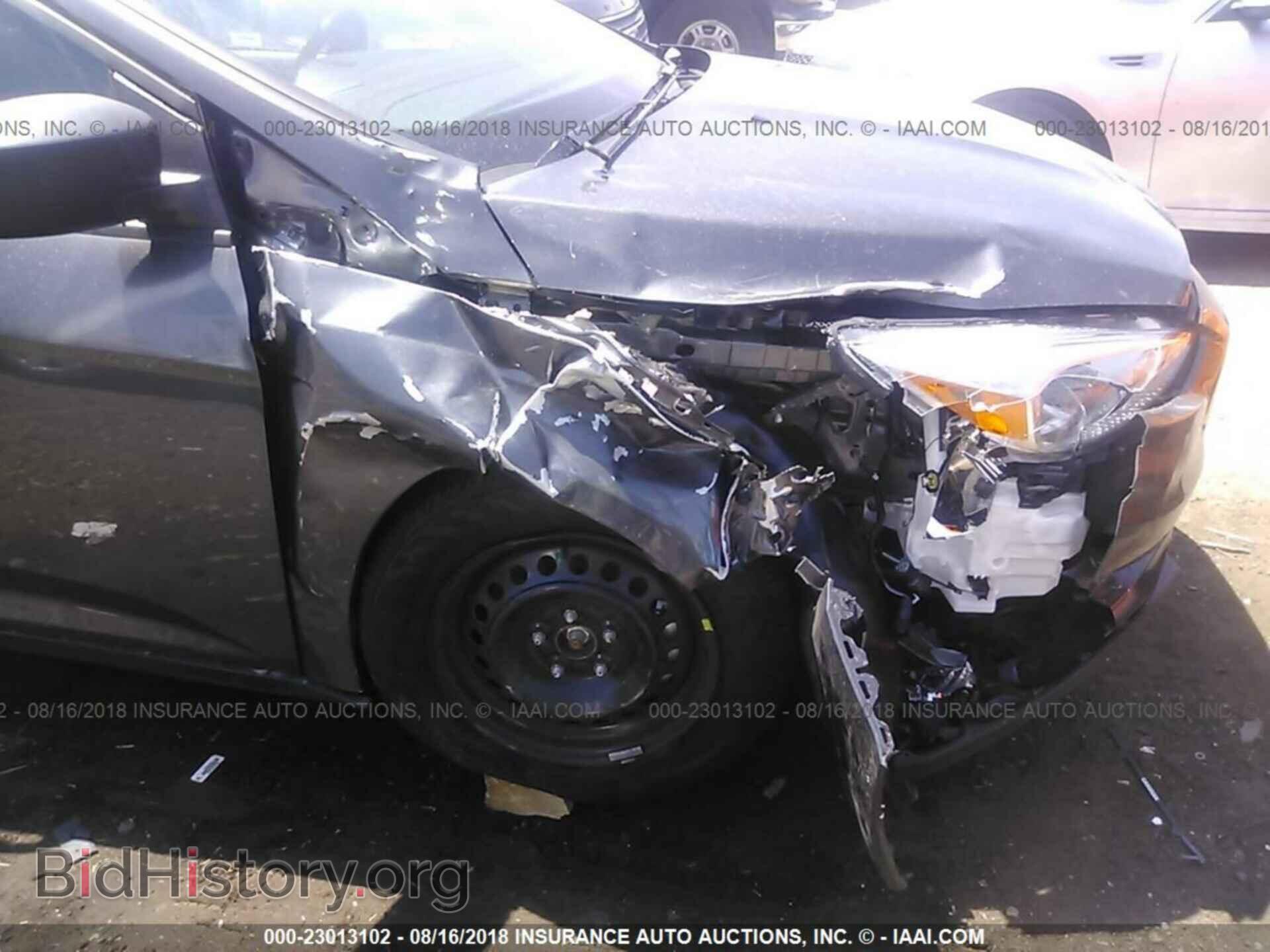 2018 Ford Focus - VIN: 1FADP3E28JL260127 - Фото 6