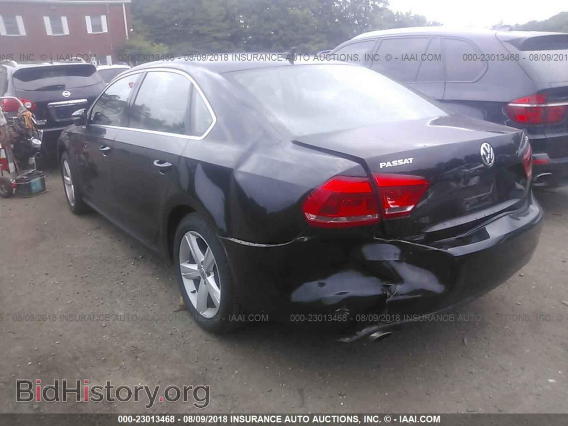 2012 Volkswagen Passat - VIN: 1VWBP7A39CC089816 - Фото 3