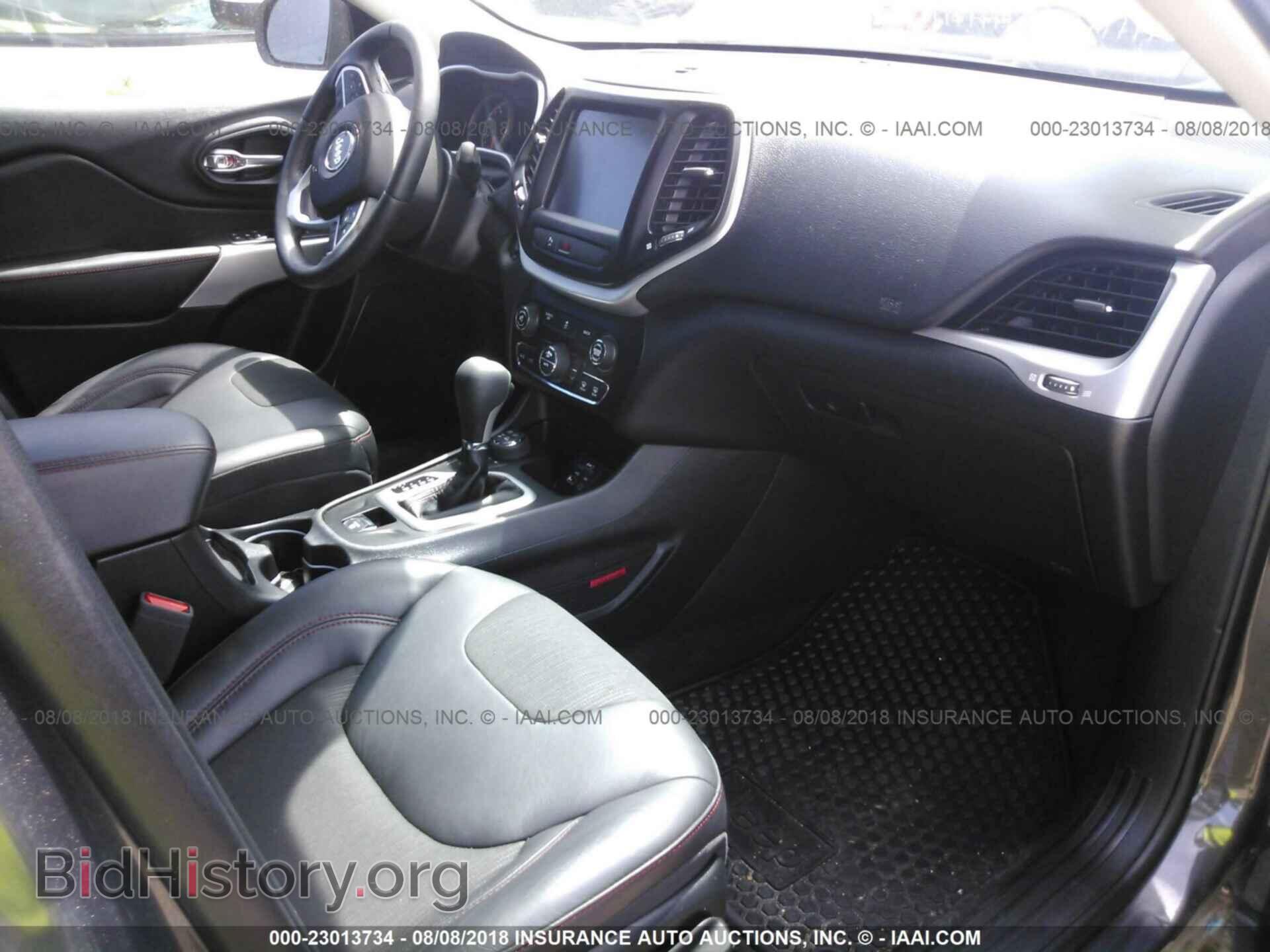 2018 Jeep Cherokee - VIN: 1C4PJMBB2JD567788 - Фото 5