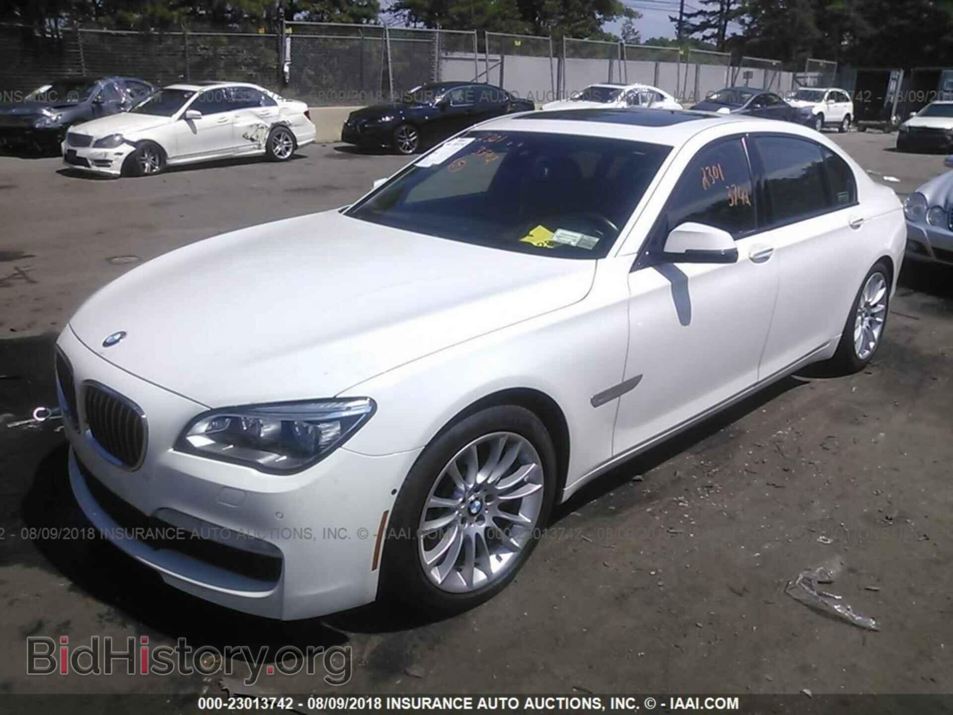 2015 Bmw 750 - VIN: WBAYF8C51FD653989 - Фото 2