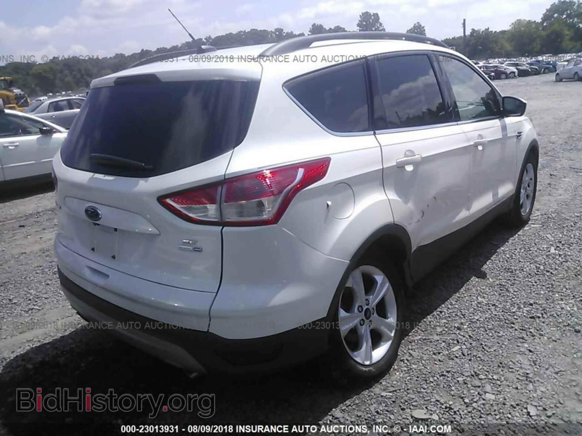 2014 Ford Escape - VIN: 1FMCU9G93EUE19126 - Photo 4