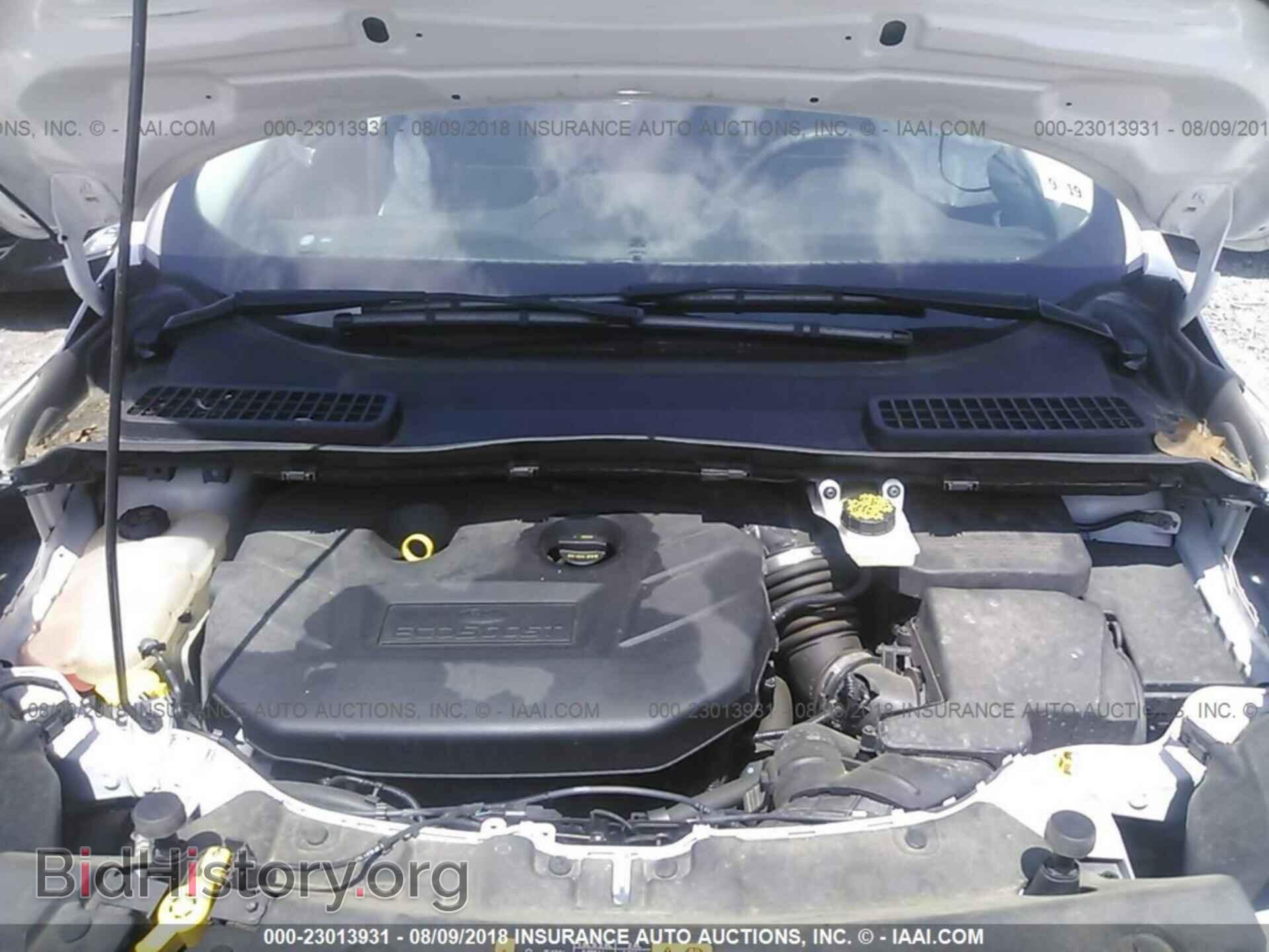 2014 Ford Escape - VIN: 1FMCU9G93EUE19126 - Photo 10