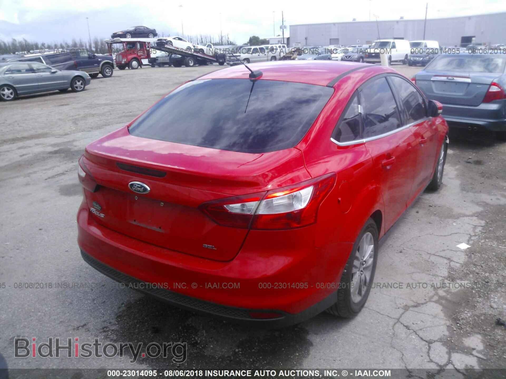 2012 Ford Focus - VIN: 1FAHP3H26CL349260 - Photo 4