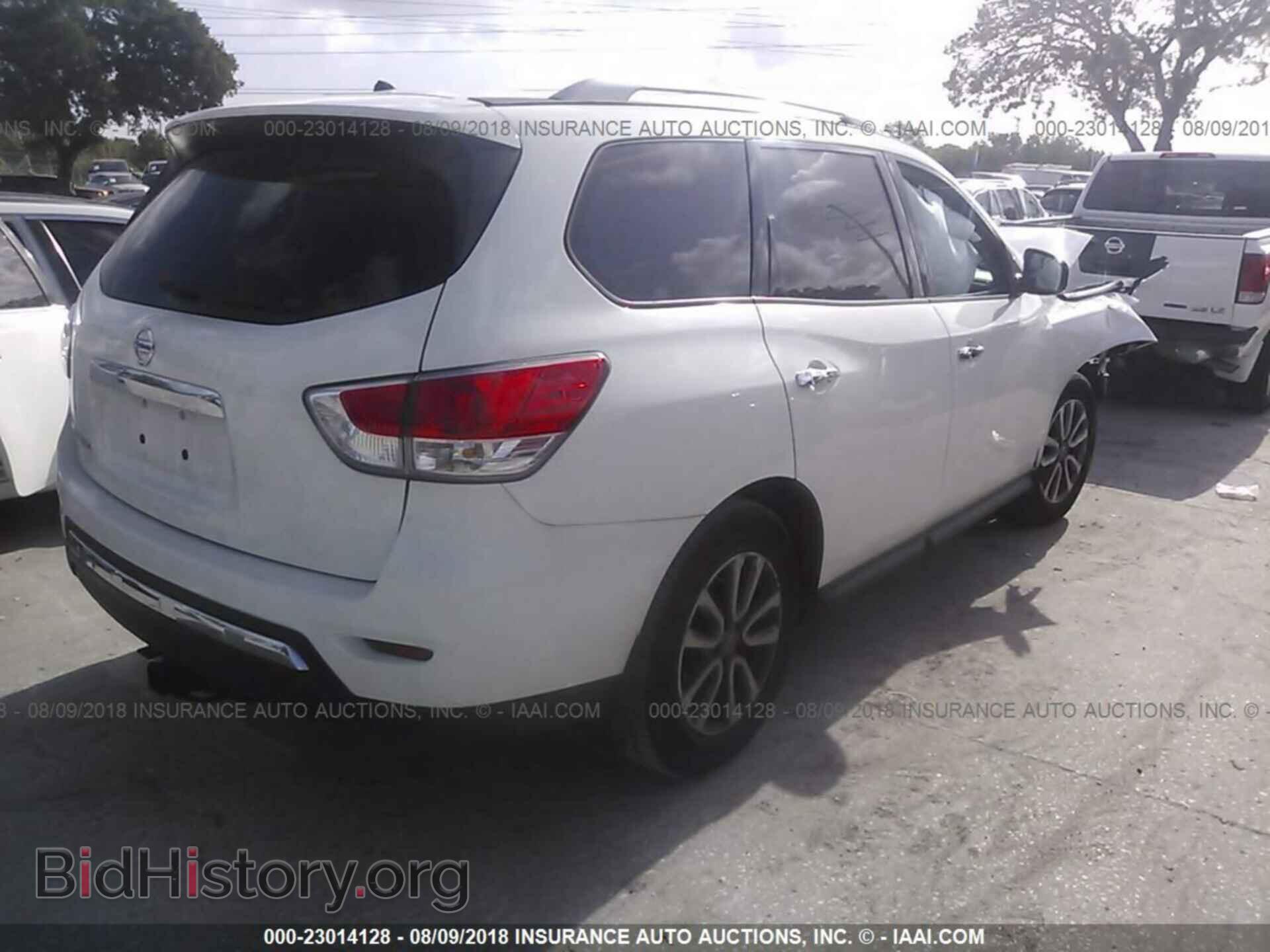 2015 Nissan Pathfinder - VIN: 5N1AR2MN6FC677648 - Фото 4