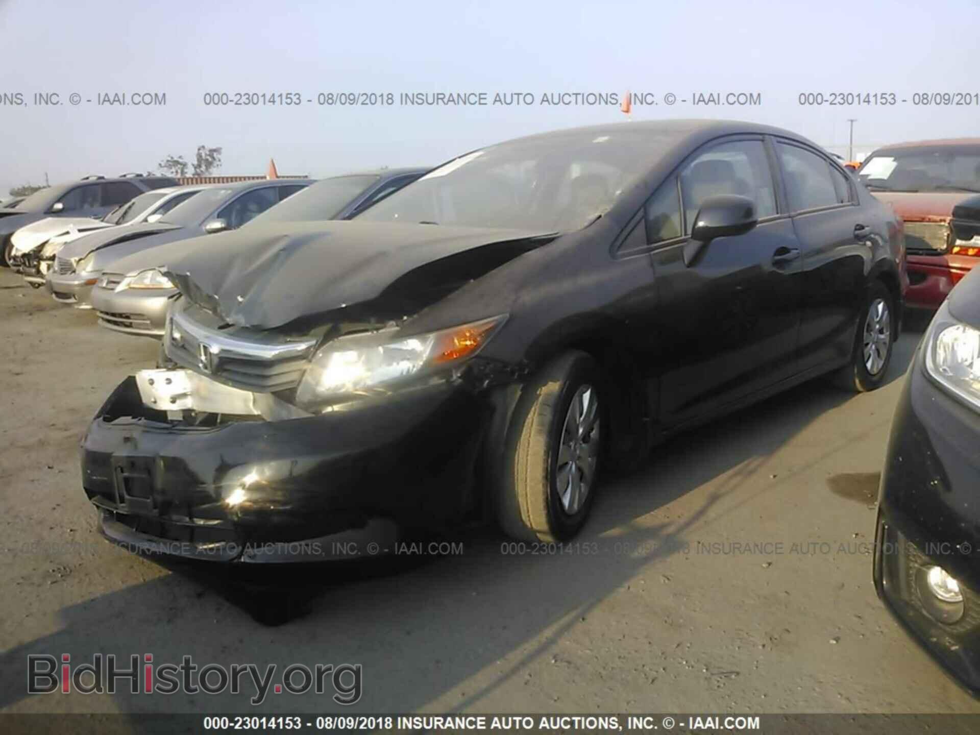 2012 Honda Civic - VIN: 2HGFB2F50CH306085 - Photo 2